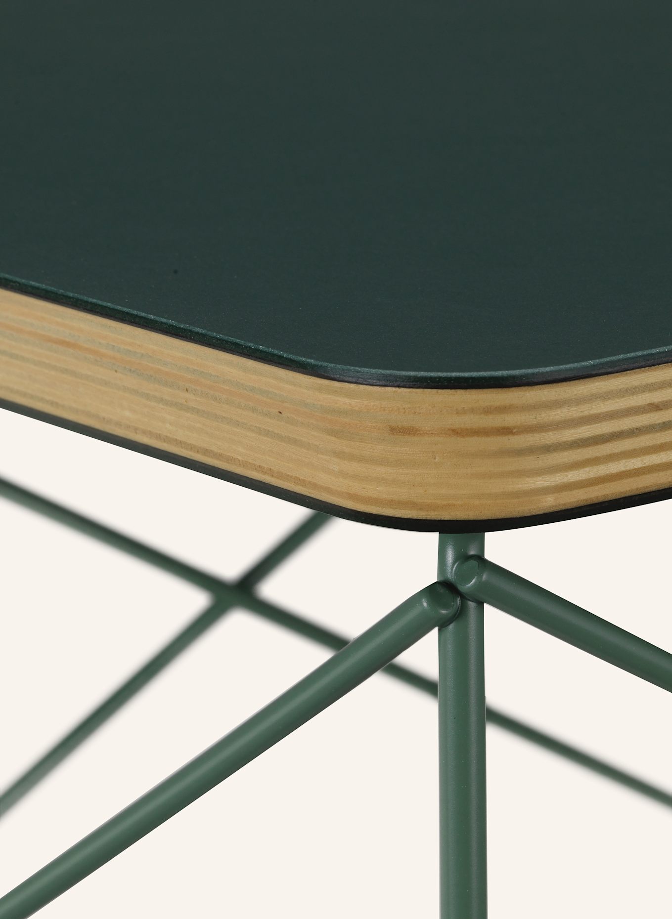 vitra Table d'appoint OCCASIONAL TABLE LTR: GROEN