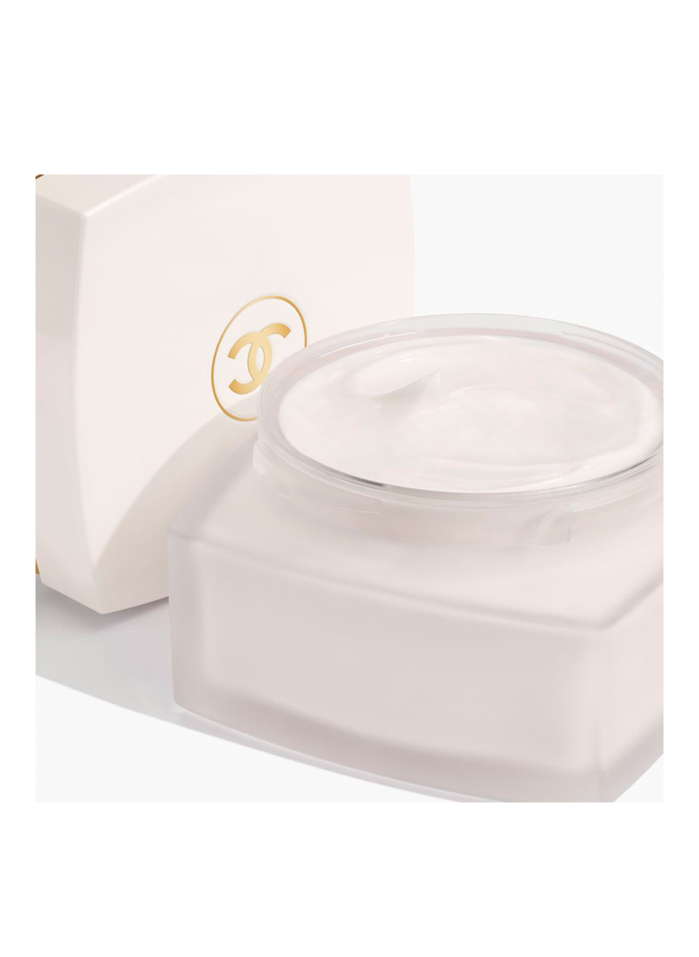 CHANEL COCO MADEMOISELLE