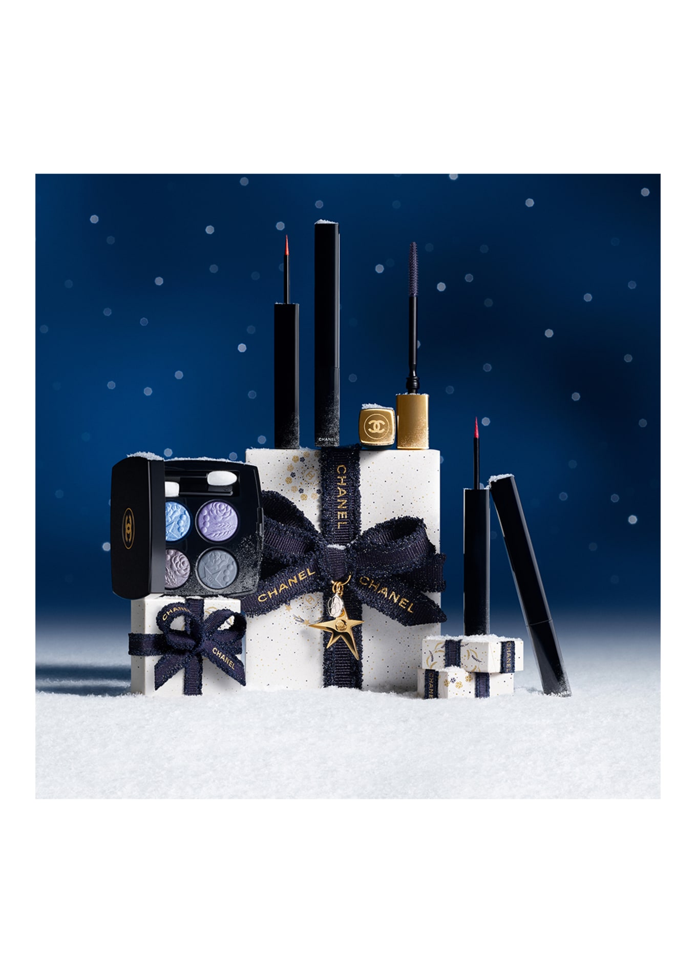 CHANEL LE LINER DE CHANEL: 544 ÉCARLATE