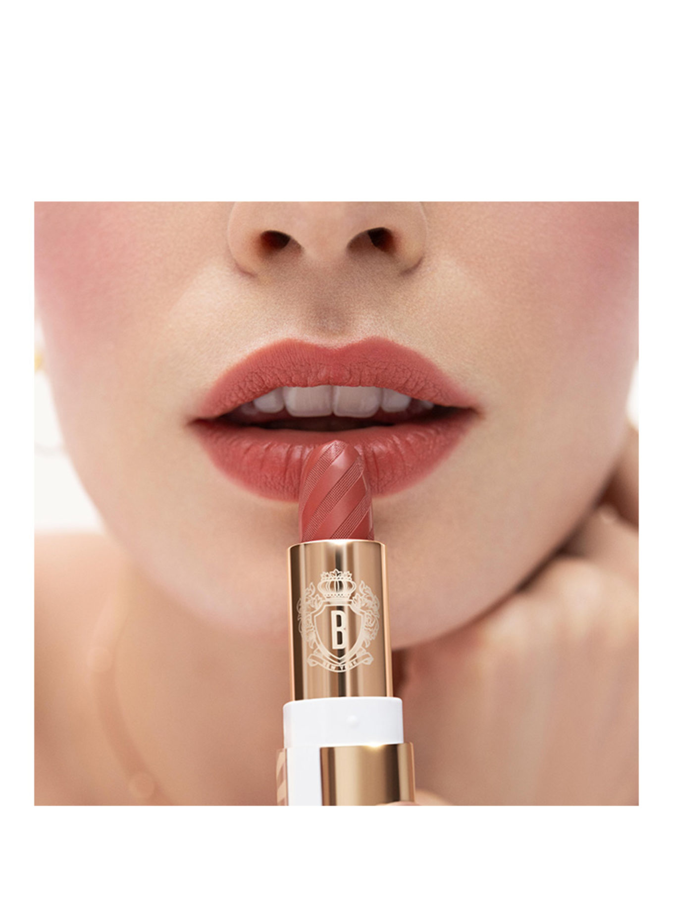 BOBBI BROWN LUXE LIPSTICK: SWEET CHERRY