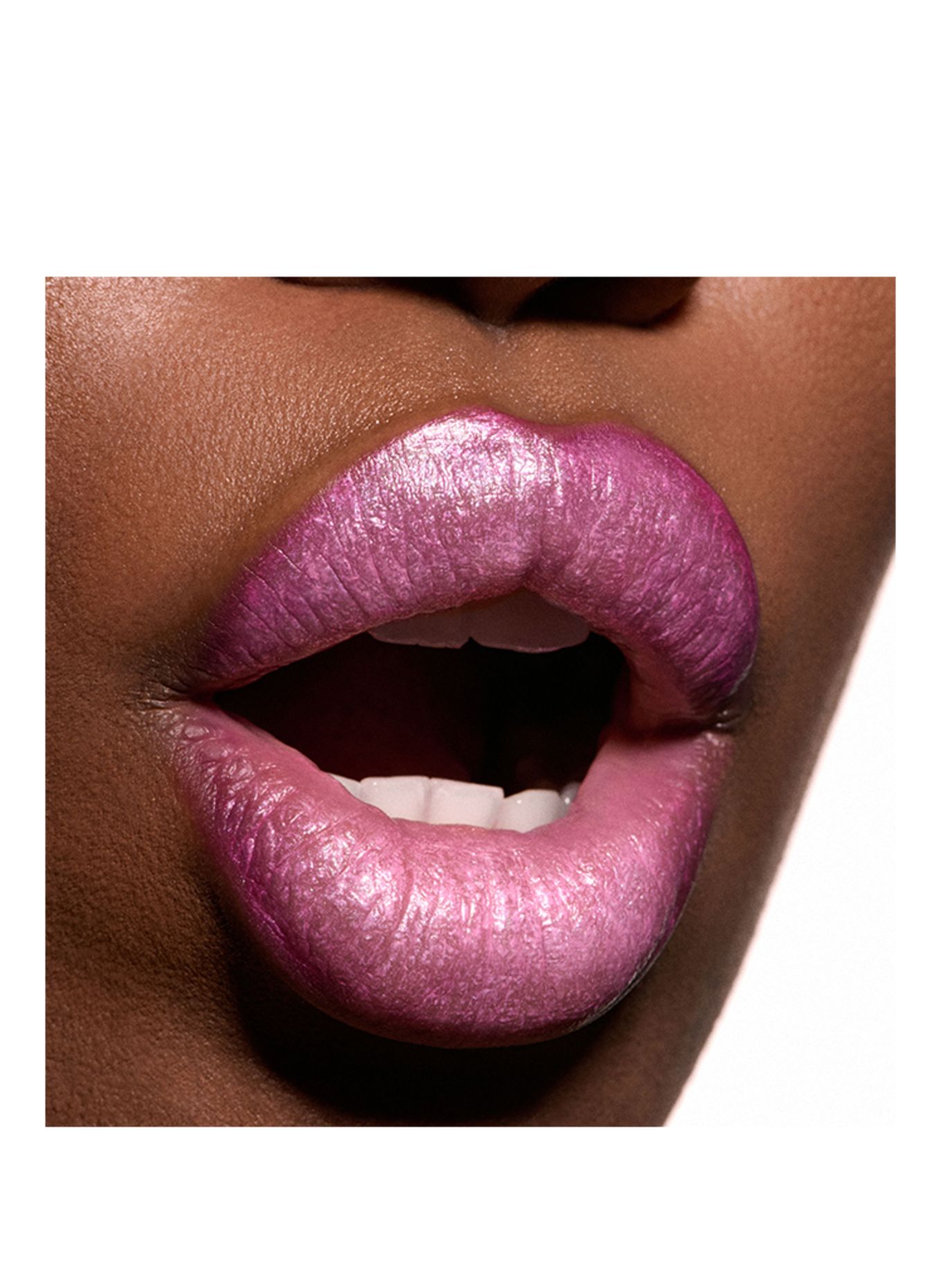 M.A.C DAZZLELIPS CRAYON: SPACED OUT