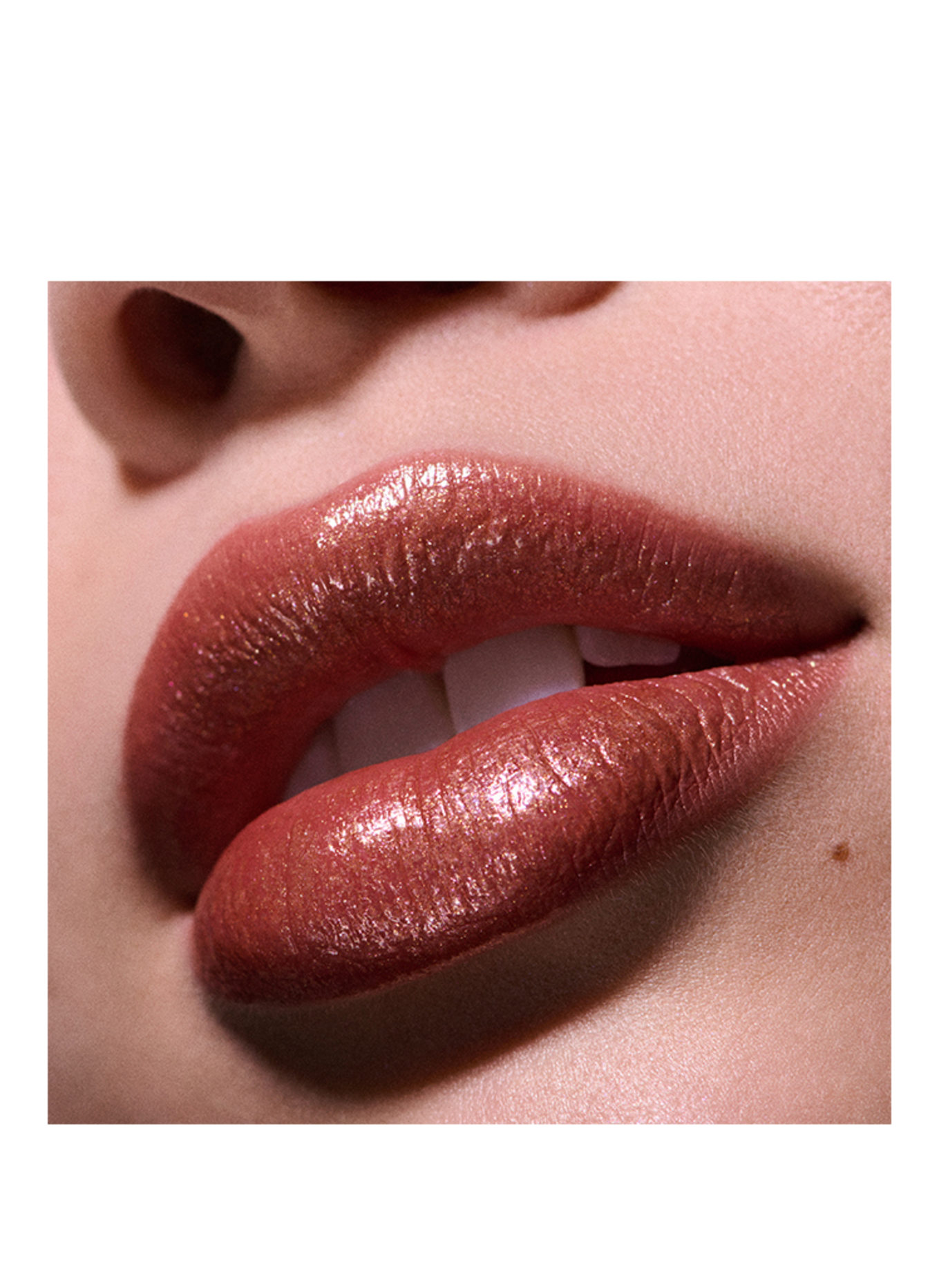 M.A.C DAZZLELIPS CRAYON: CHANDELIER