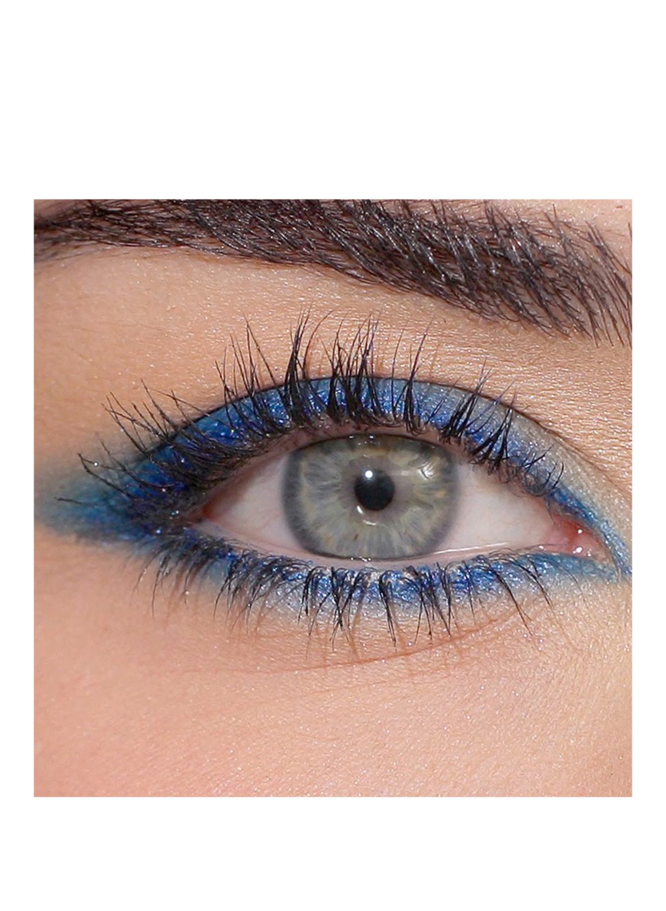 ZOEVA VELVET LOVE: METALLIC MARINE BLUE