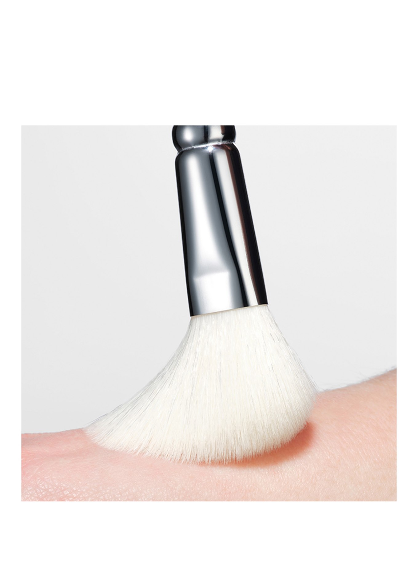 ZOEVA 802 POWDER DUO BRUSH