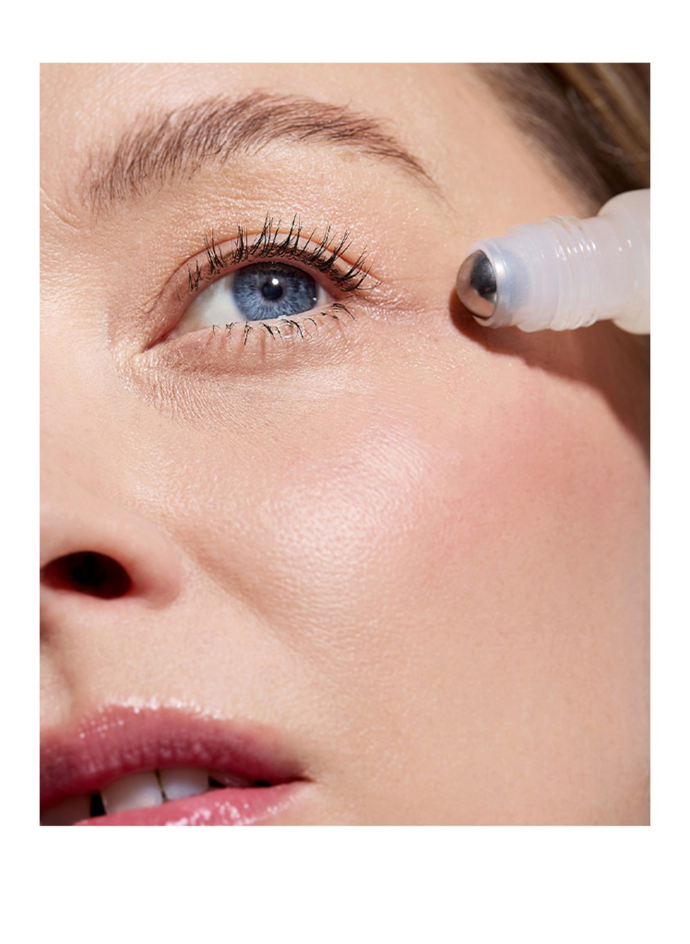 La Vifolie SOS HYDRATING EYE ROLLER