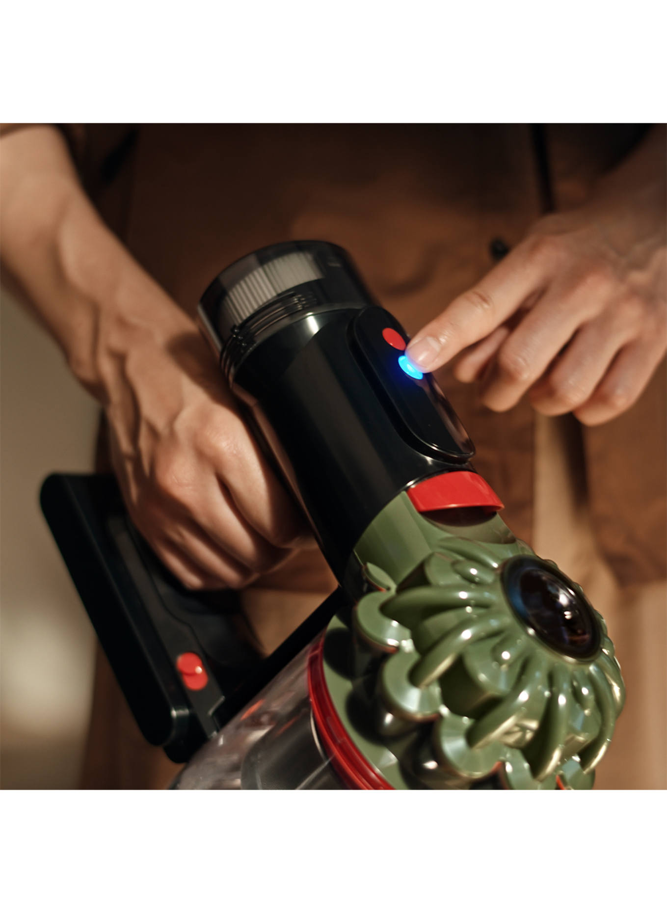 dyson V8 CYCLONE