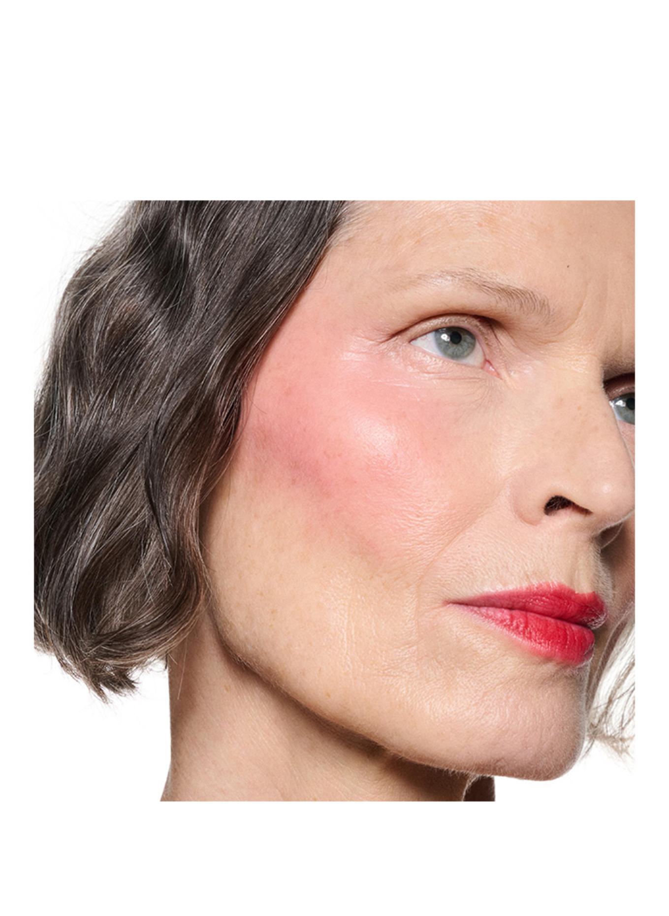 M.A.C POWDER KISS LIP + CHEEK MOUSSE: M·A·CSMASH