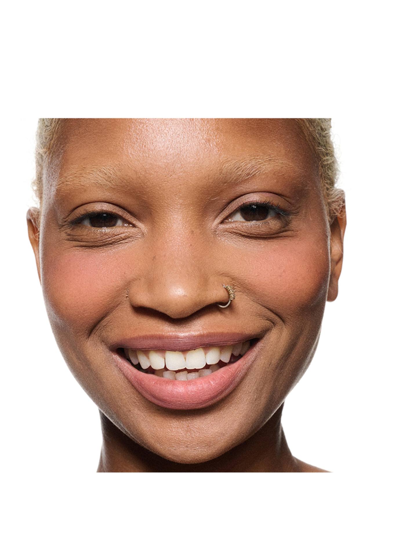 M.A.C POWDER KISS LIP + CHEEK MOUSSE: MULL IT OVER