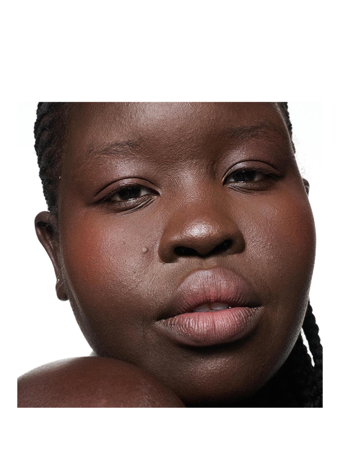 M.A.C POWDER KISS LIP + CHEEK MOUSSE: DATE-MAKER