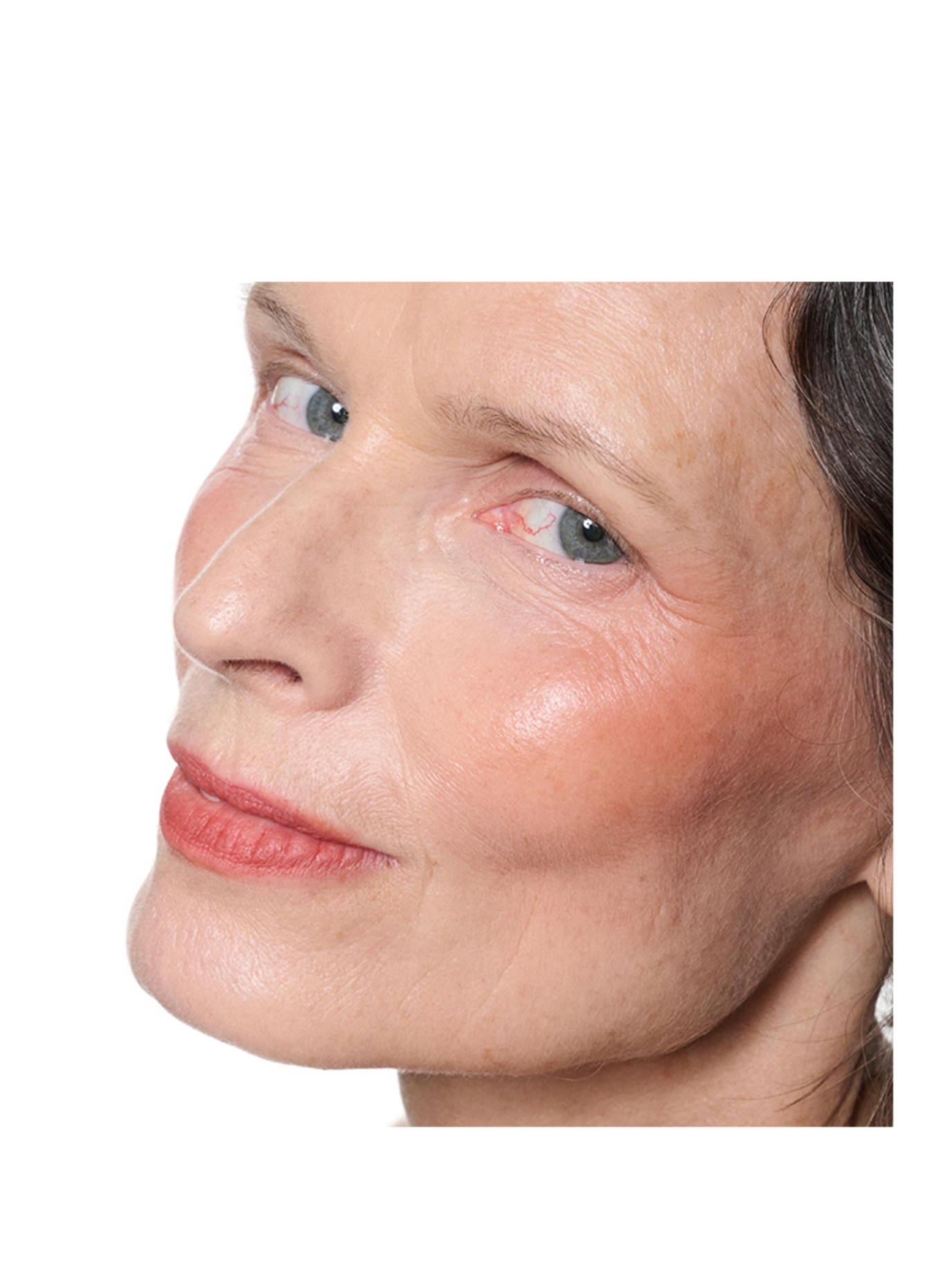 M.A.C POWDER KISS LIP + CHEEK MOUSSE: MARRAKESH-MERE