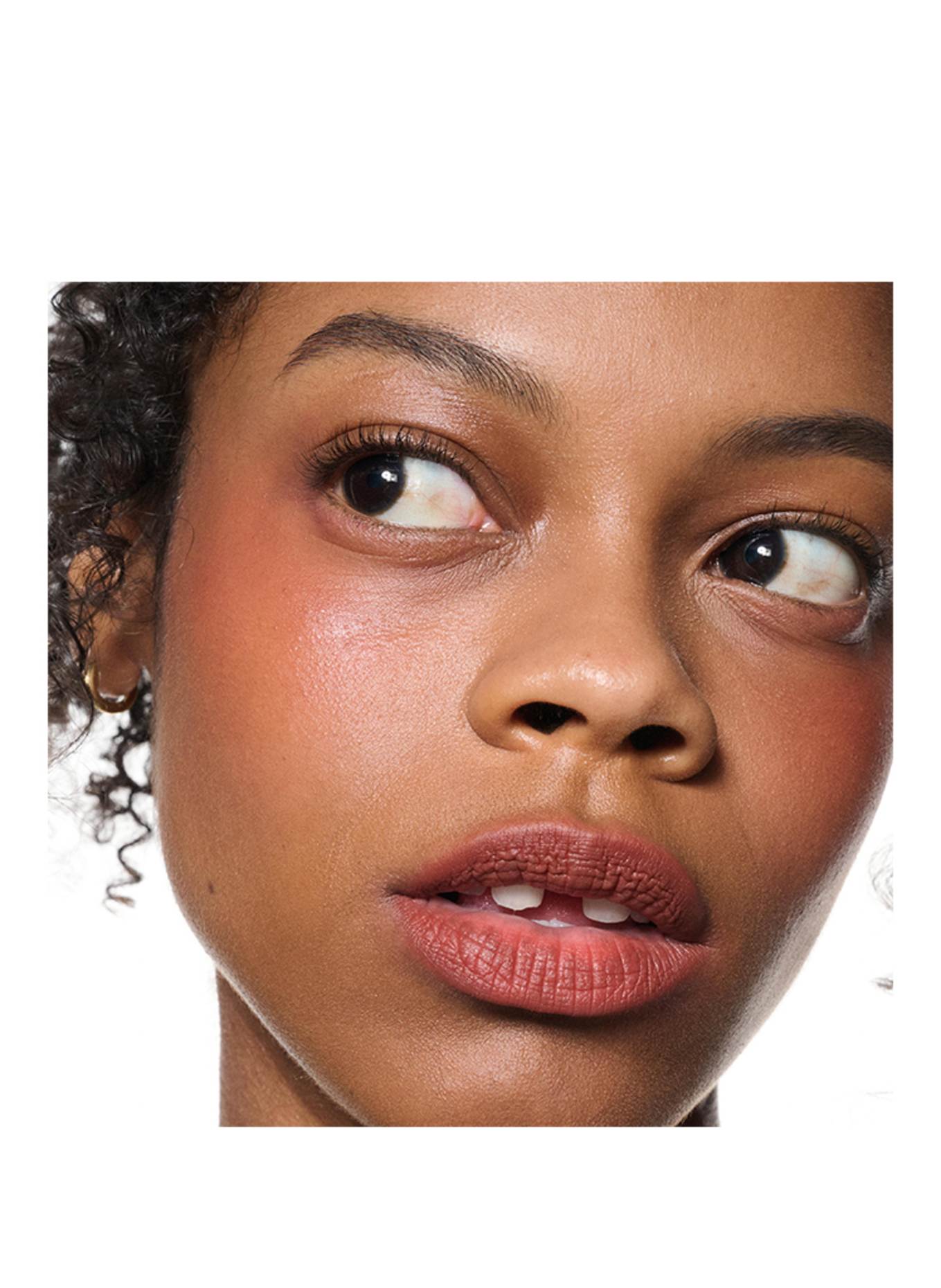 M.A.C POWDER KISS LIP + CHEEK MOUSSE: MARRAKESH-MERE