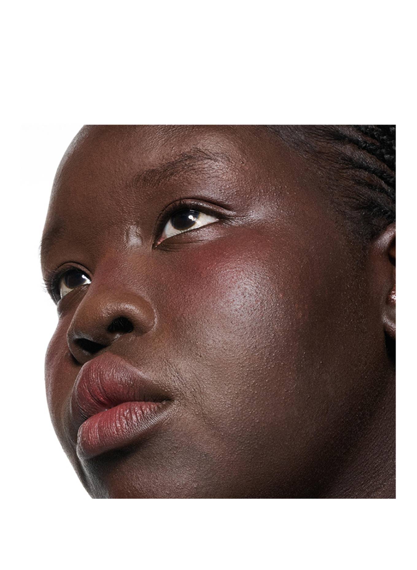 M.A.C POWDER KISS LIP + CHEEK MOUSSE: FASHION EMERGENCY