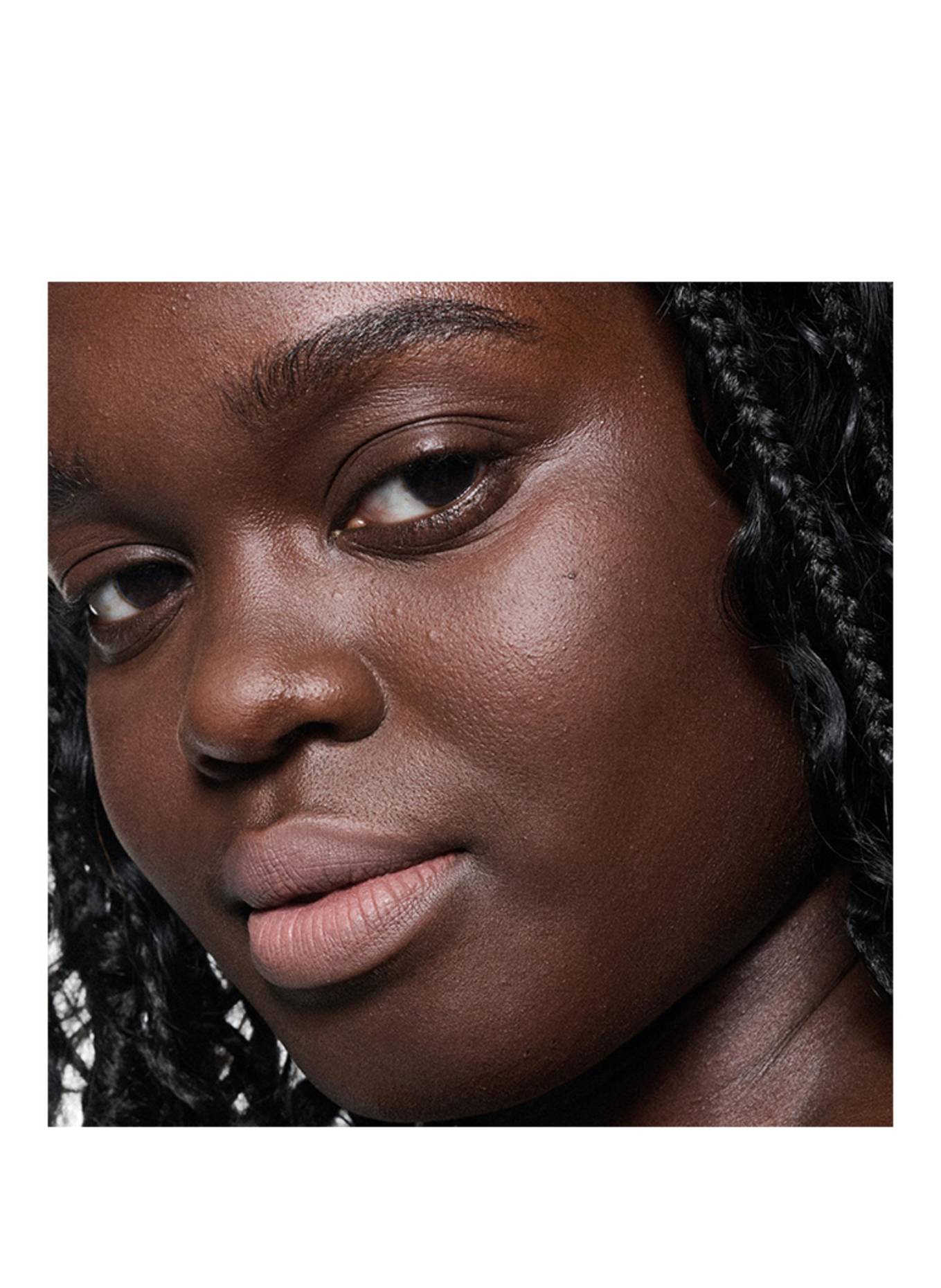 M.A.C POWDER KISS LIP + CHEEK MOUSSE: TAKEN