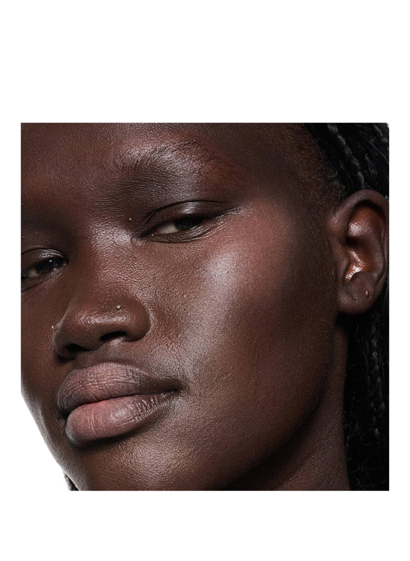 M.A.C POWDER KISS LIP + CHEEK MOUSSE: HABIT