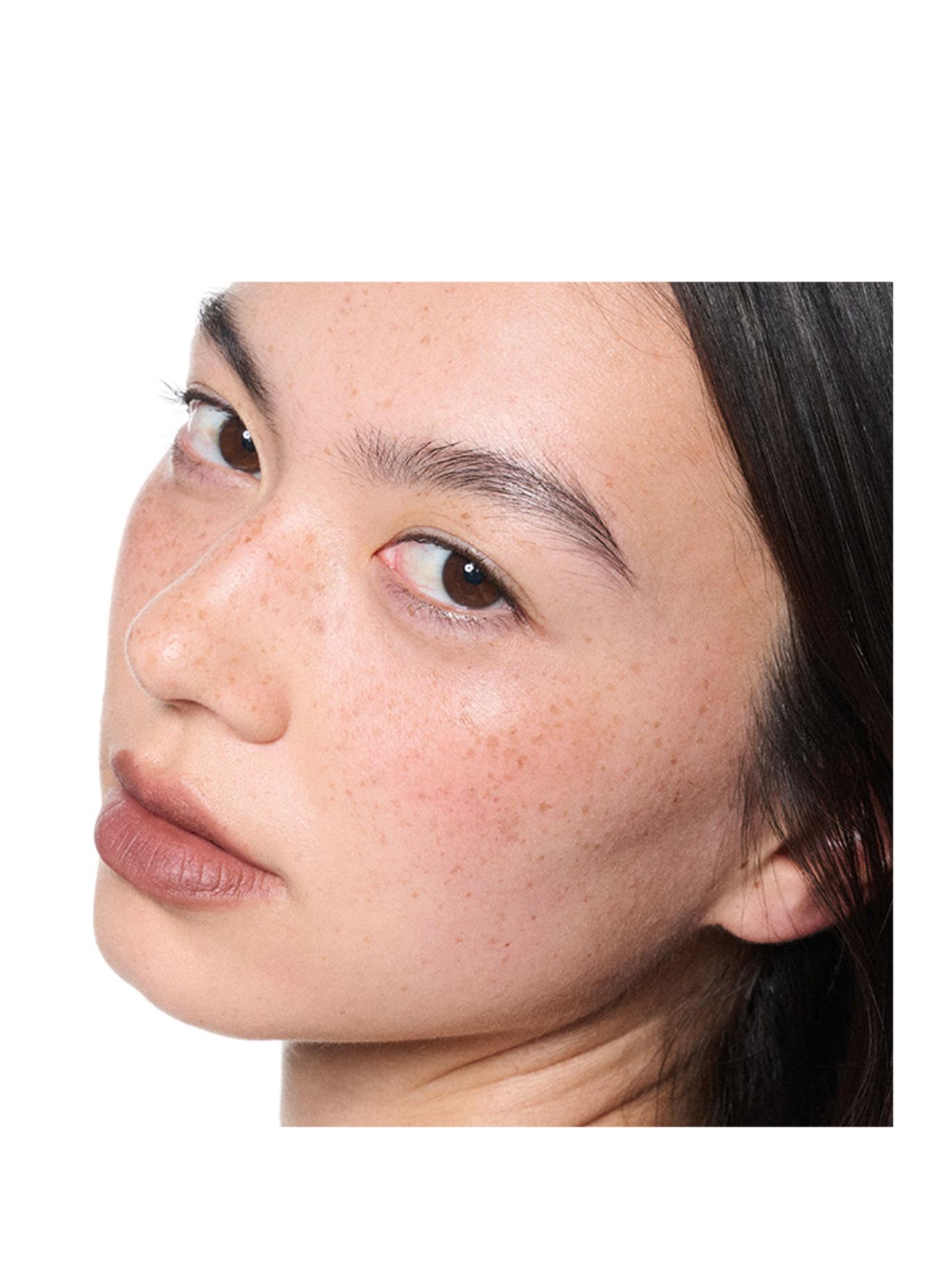 M.A.C POWDER KISS LIP + CHEEK MOUSSE: CHESTNUT