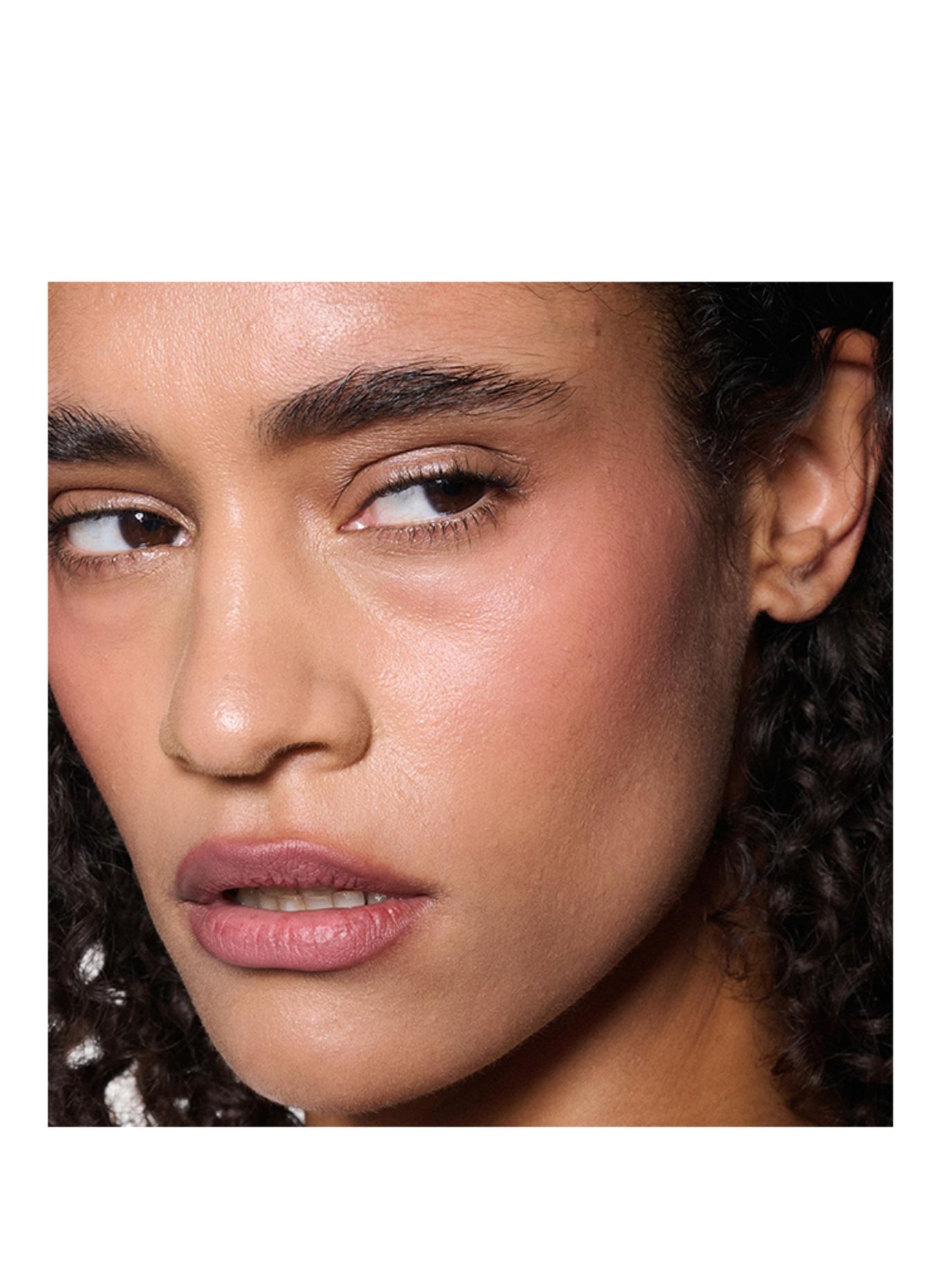 M.A.C POWDER KISS LIP + CHEEK MOUSSE: VELVET TEDDY