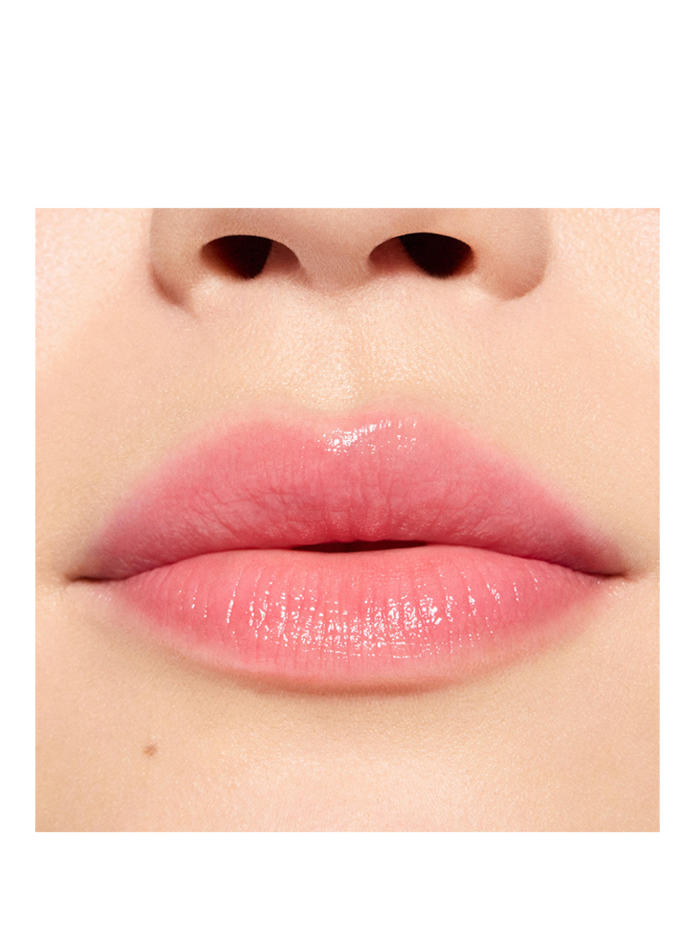 M.A.C GLOWPLAY TENDERTALK LIP BALM: SMILE