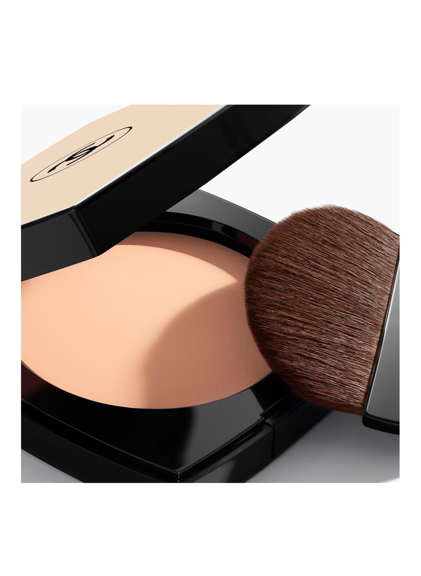 CHANEL LES BEIGES: B10