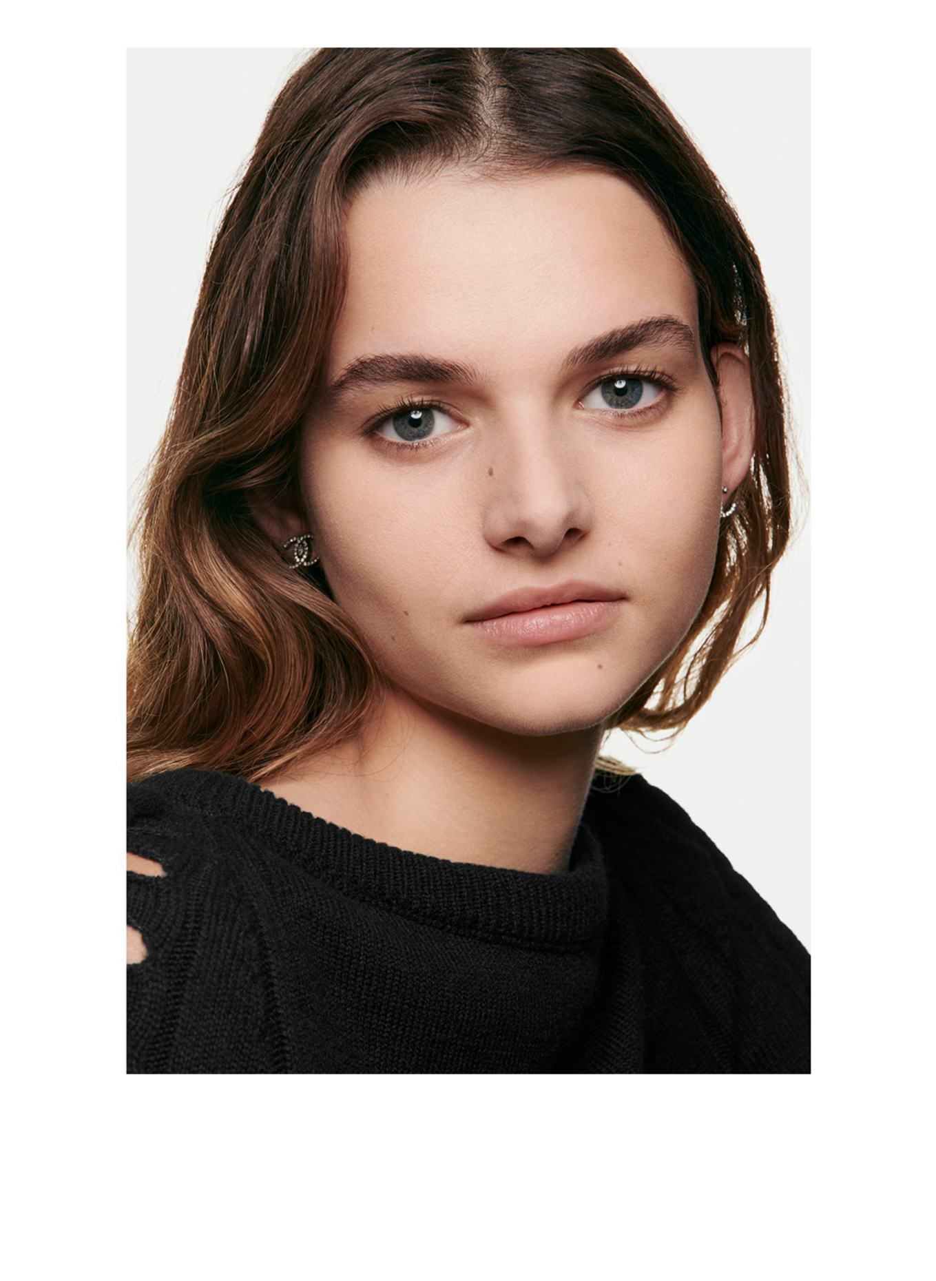 CHANEL LES BEIGES: B20