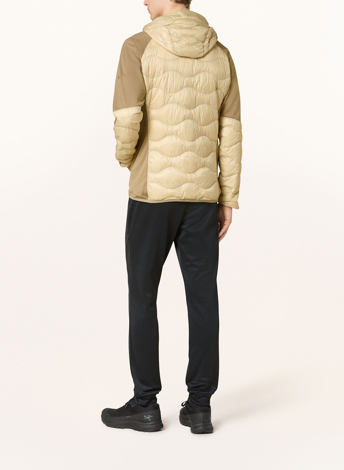 Peak Performance Hybrid-Daunenjacke HELIUM: BEIGE / CREME