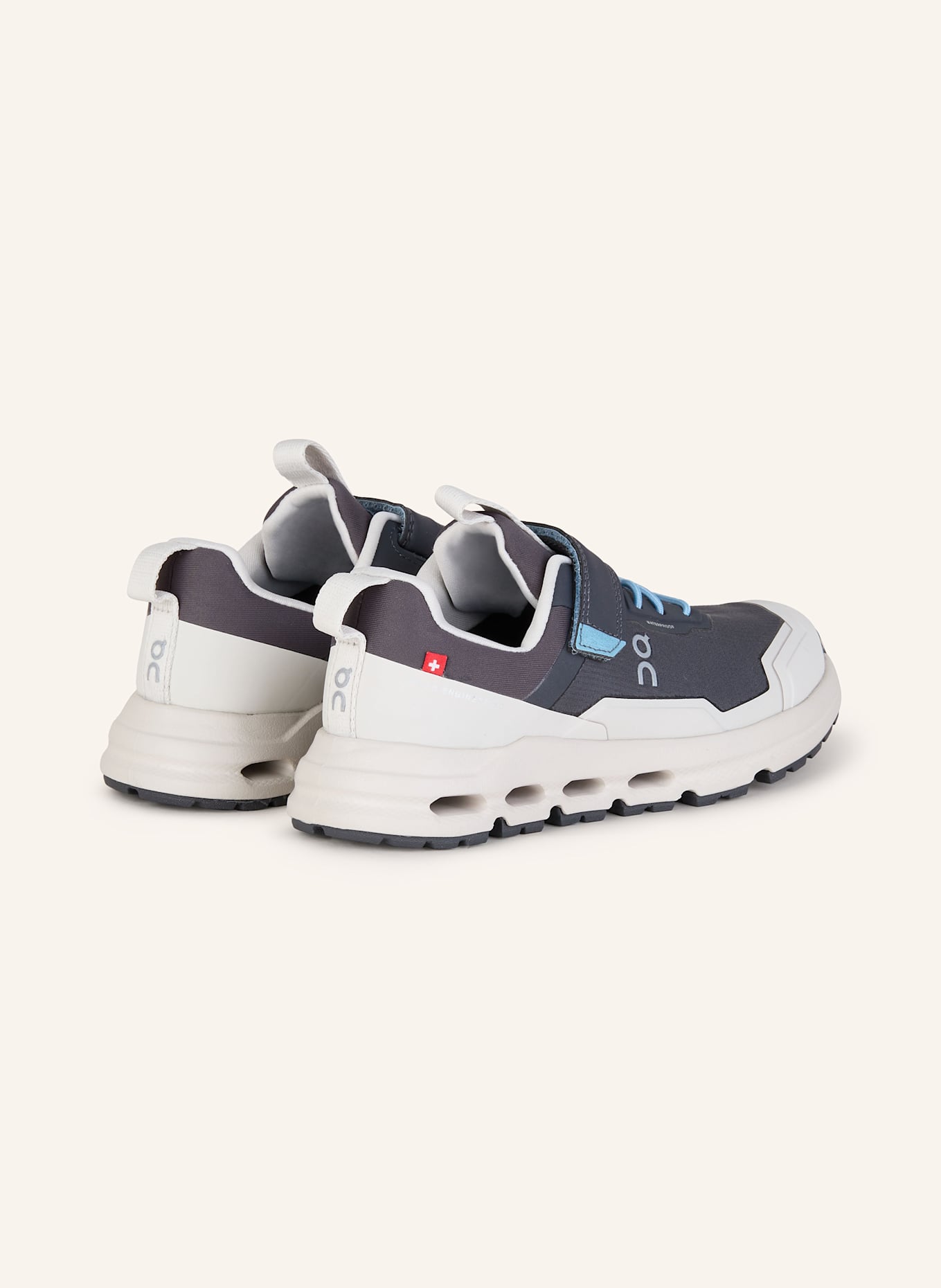 On Sneaker CLOUDHERO WATERPROOF: DUNKELGRAU / CREME