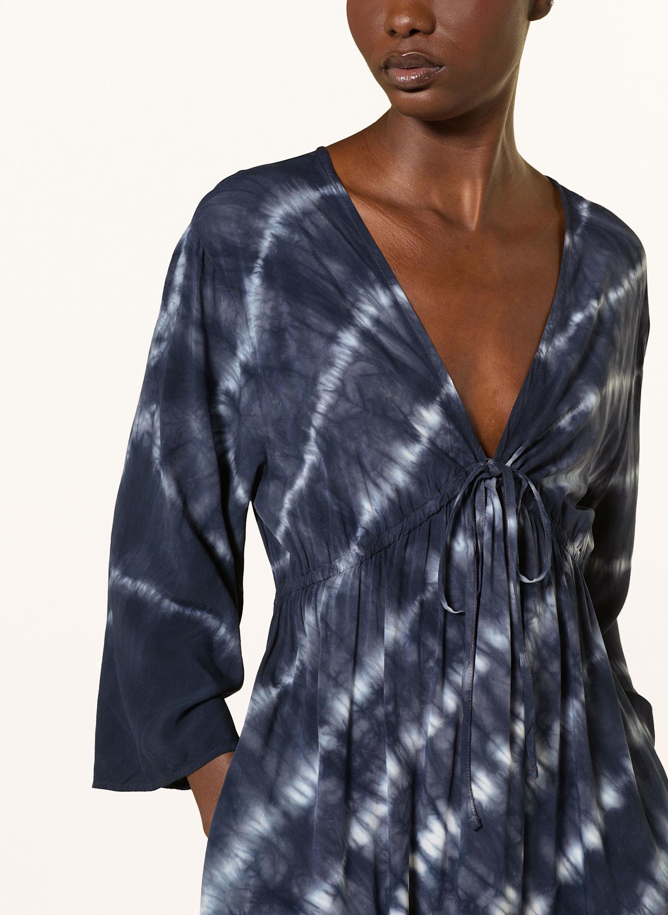 Juvia Kleid JANICE mit 3/4-Arm: BLAU/ WEISS