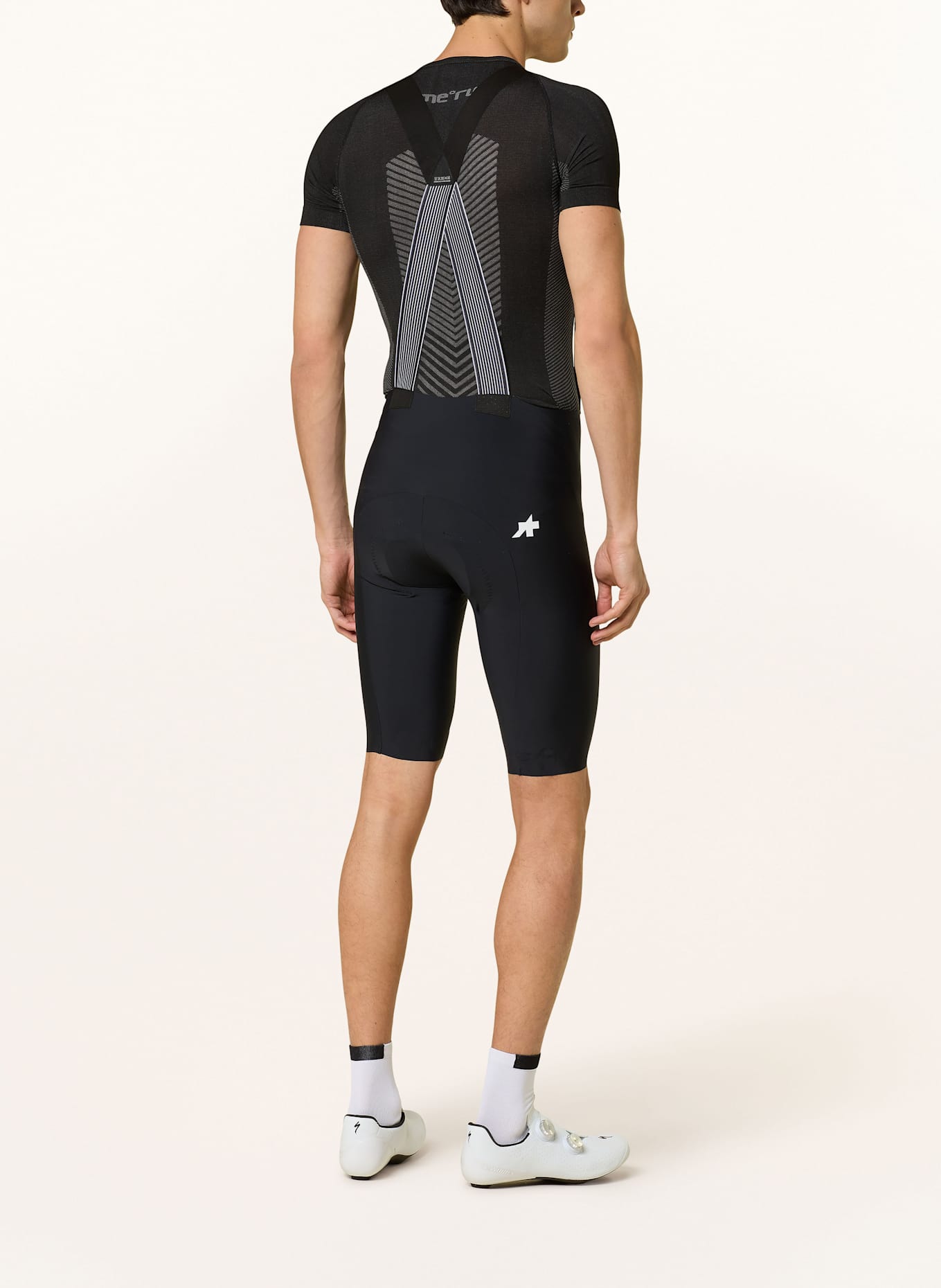 ASSOS EQUIPE R S11 cycling shorts with straps and padded insert: BLACK