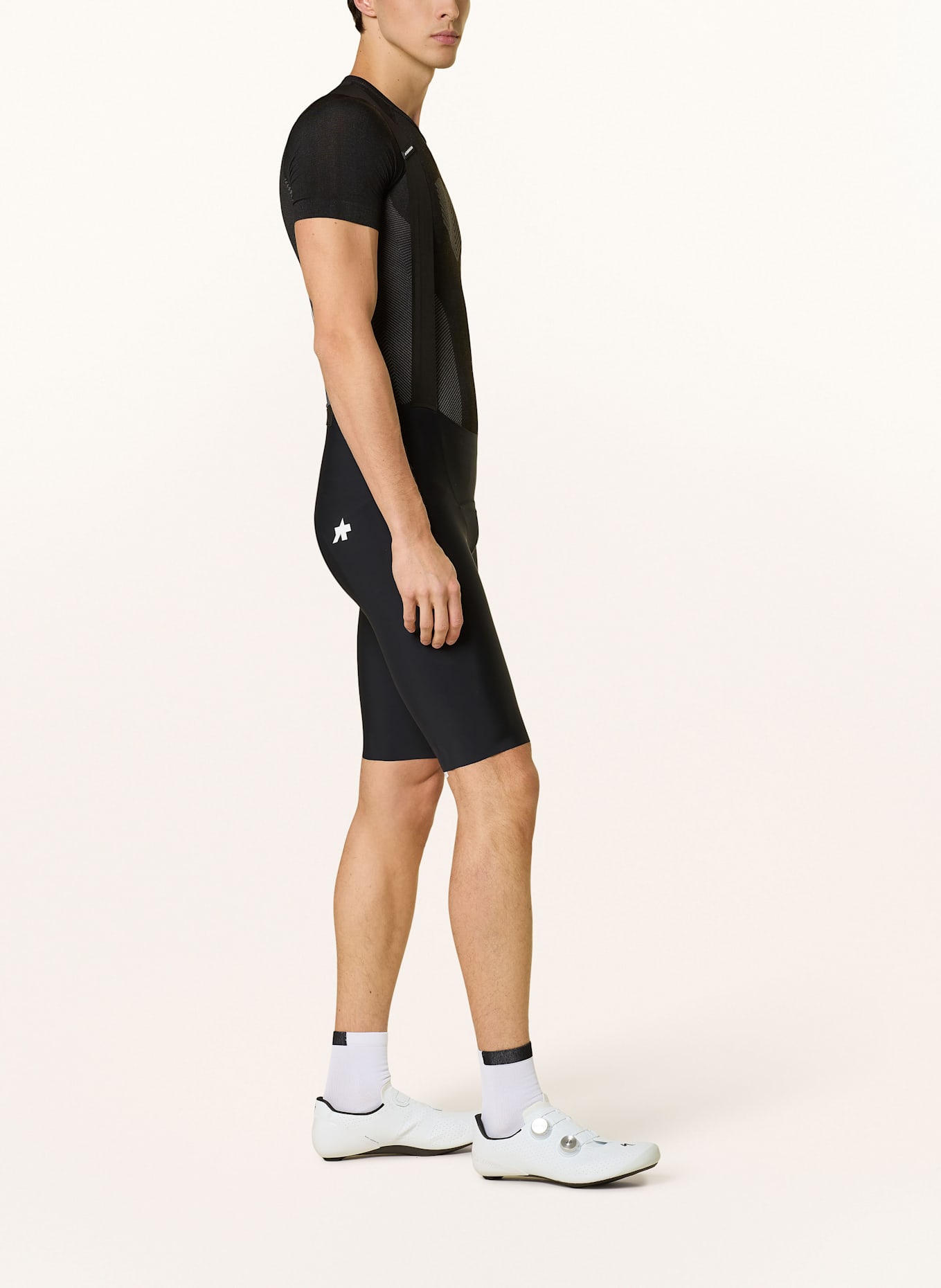 ASSOS EQUIPE R S11 cycling shorts with straps and padded insert: BLACK