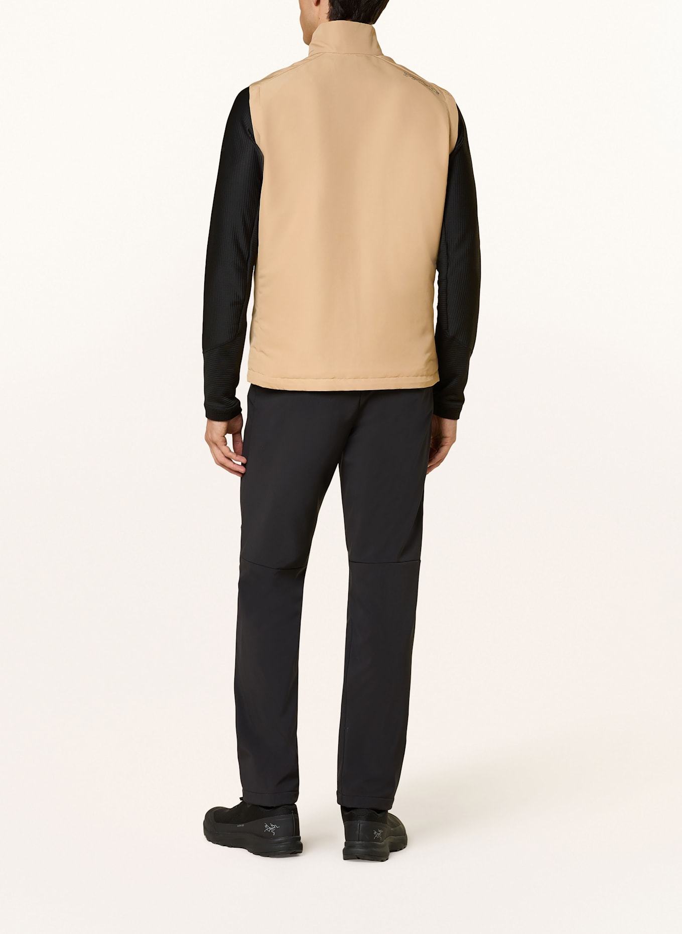 VAUDE NEYLAND functional vest: LIGHT BROWN