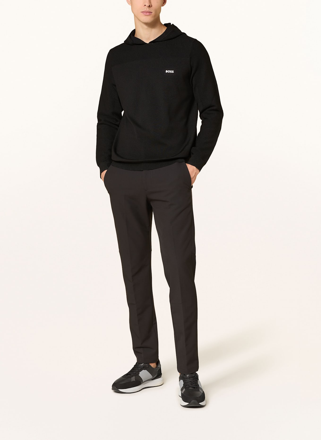 BOSS Strick-Hoodie MOMENTUM: SCHWARZ