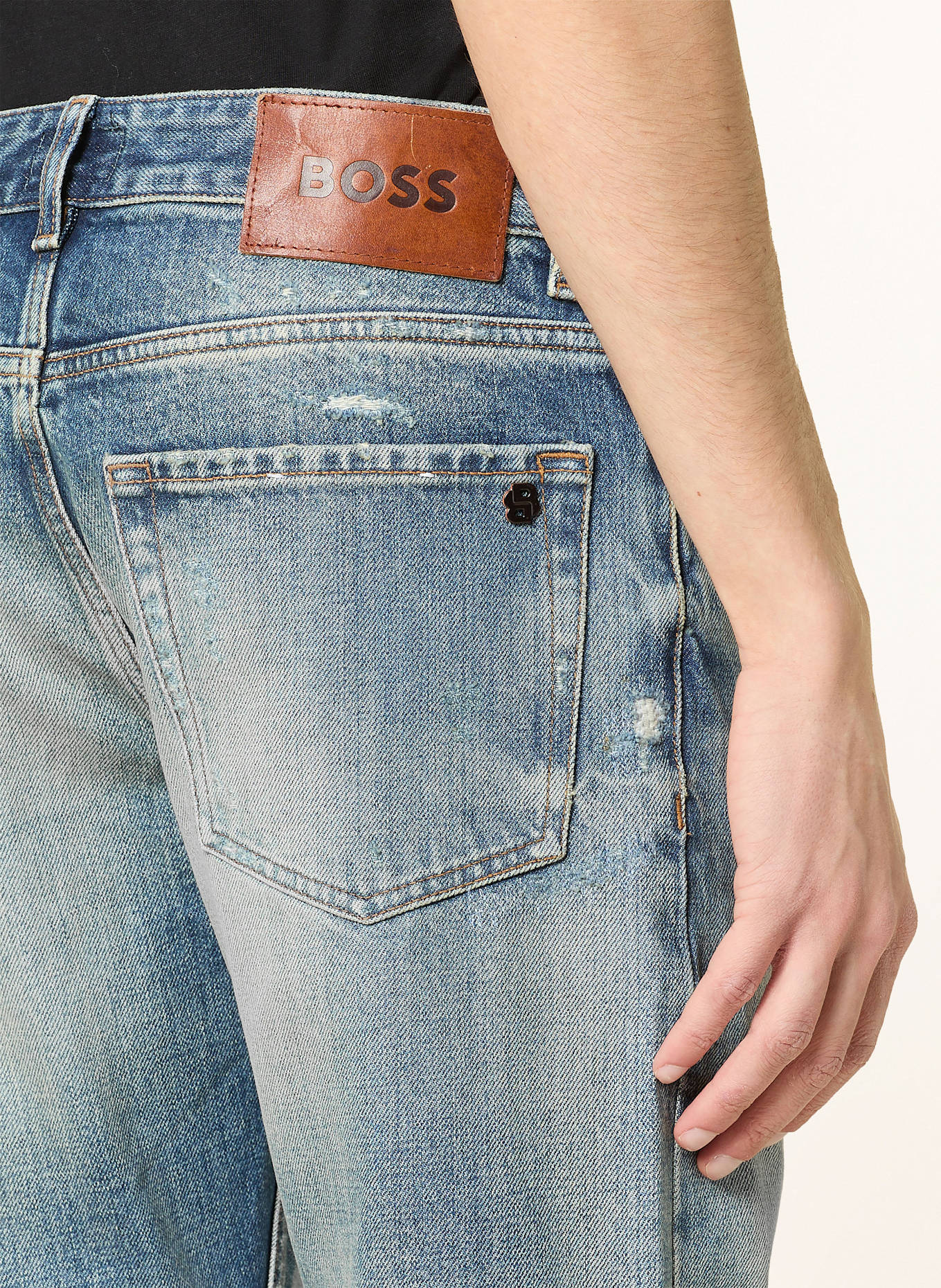 BOSS Destroyed Jeans RE.MAINE Regular Fit: 426 MEDIUM BLUE