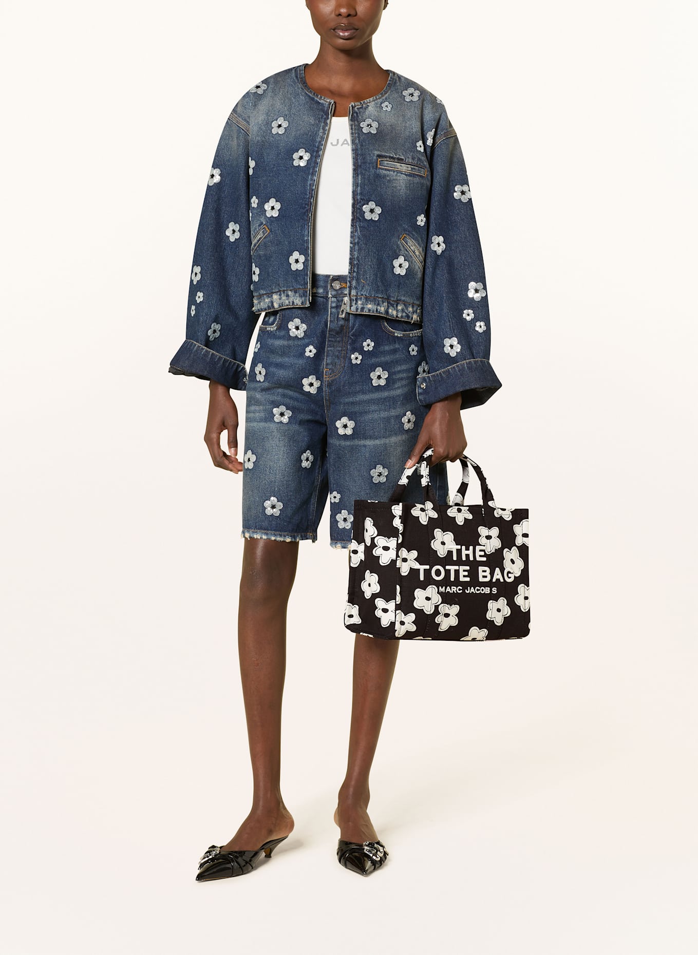 MARC JACOBS Shopper THE MEDIUM TOTE BAG in black/ white