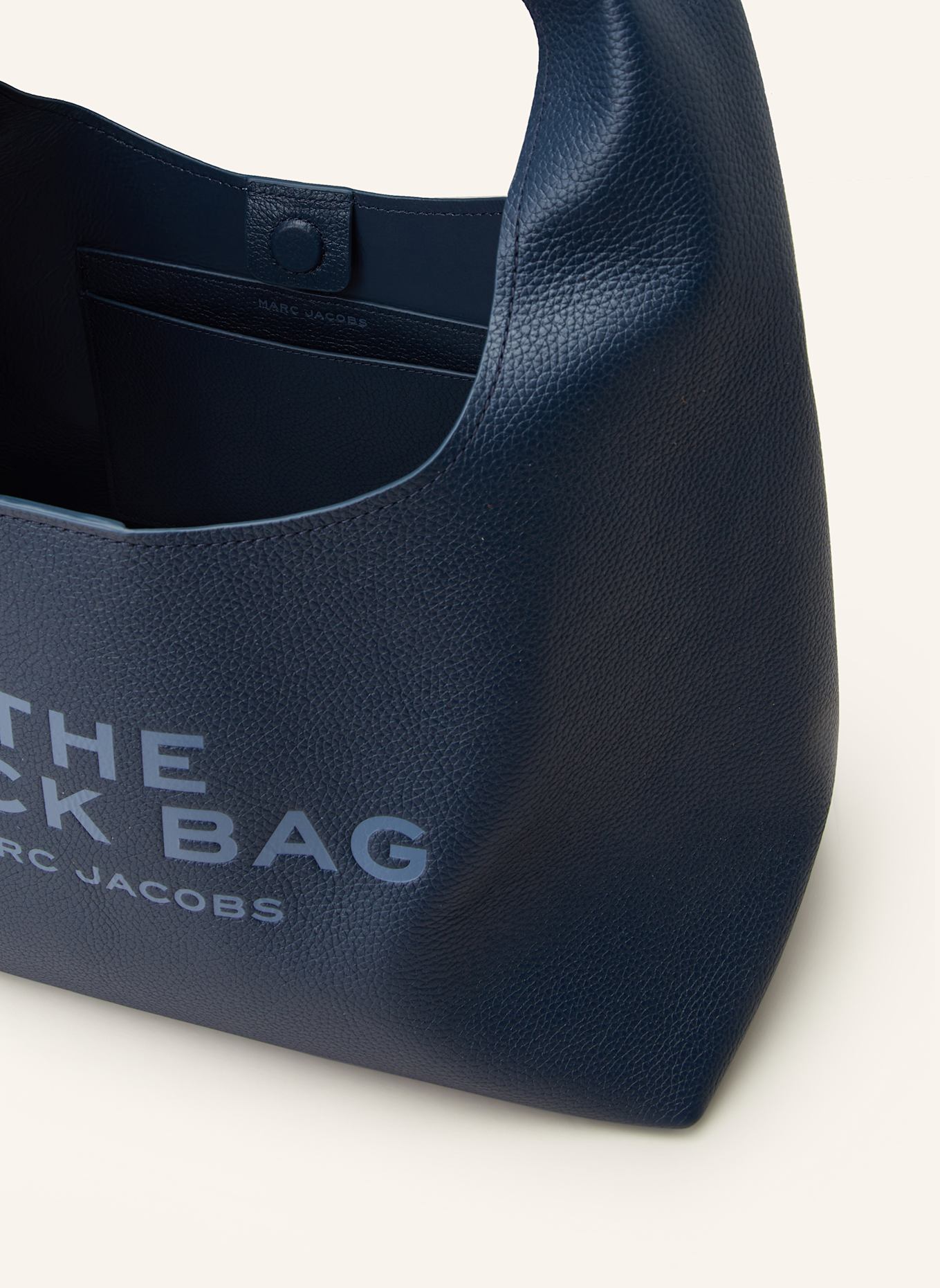 MARC JACOBS Kabelka THE SACK BAG s pouzdrem: TMAVĚ MODRÁ