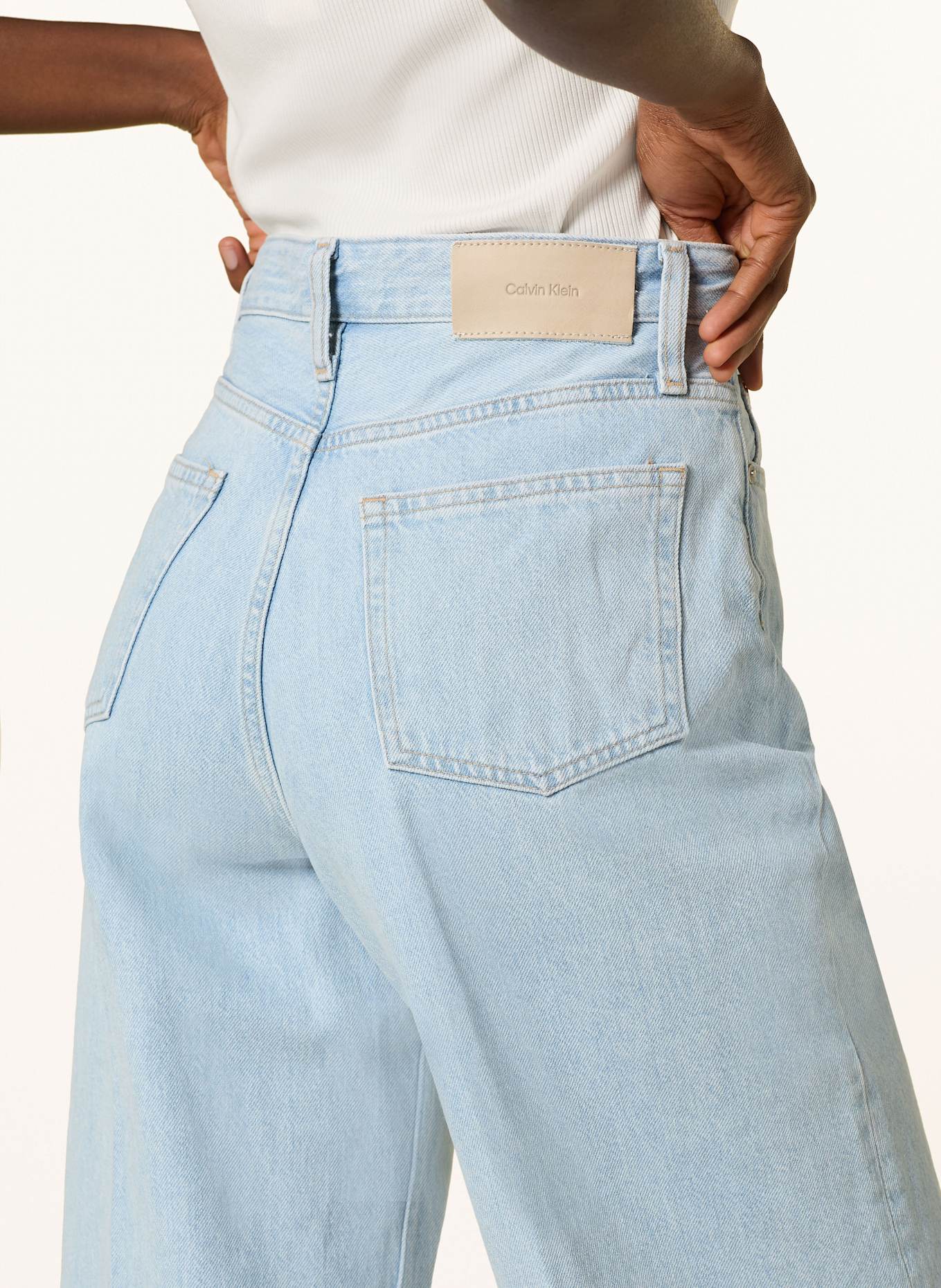 Calvin Klein Wide Leg Jeans: 1AJ Denim Light