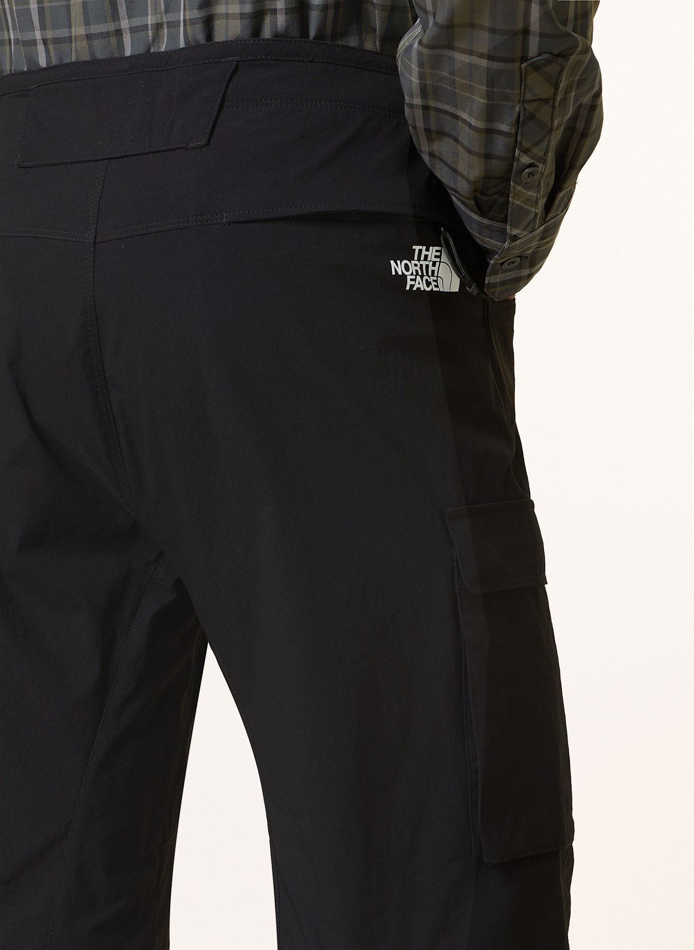 THE NORTH FACE Trekkingshorts EXPLORATION CARGO: SCHWARZ