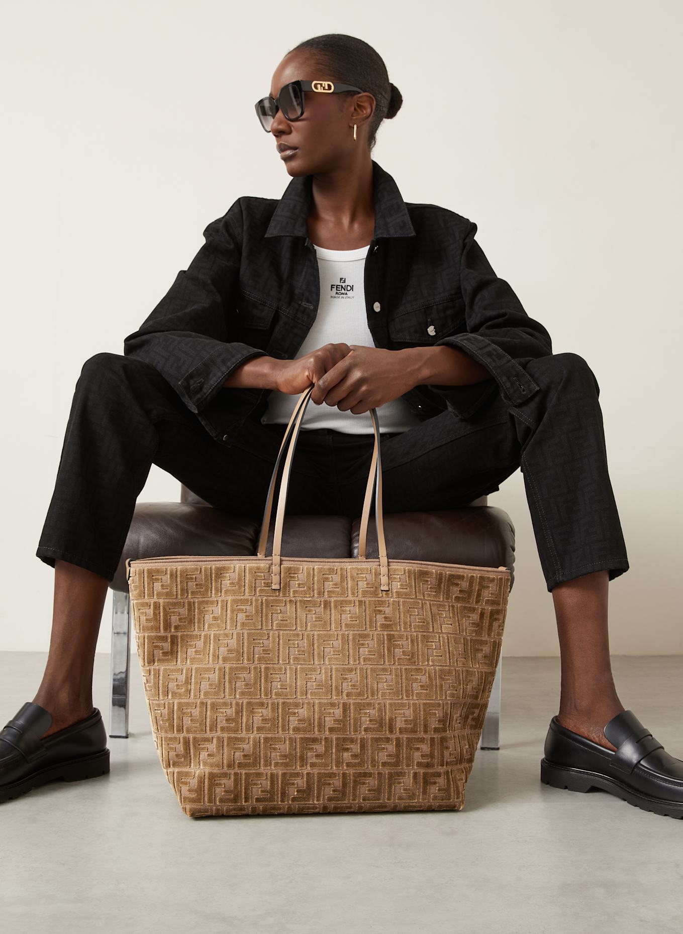 FENDI Shopper mit Pouch: BRAUN