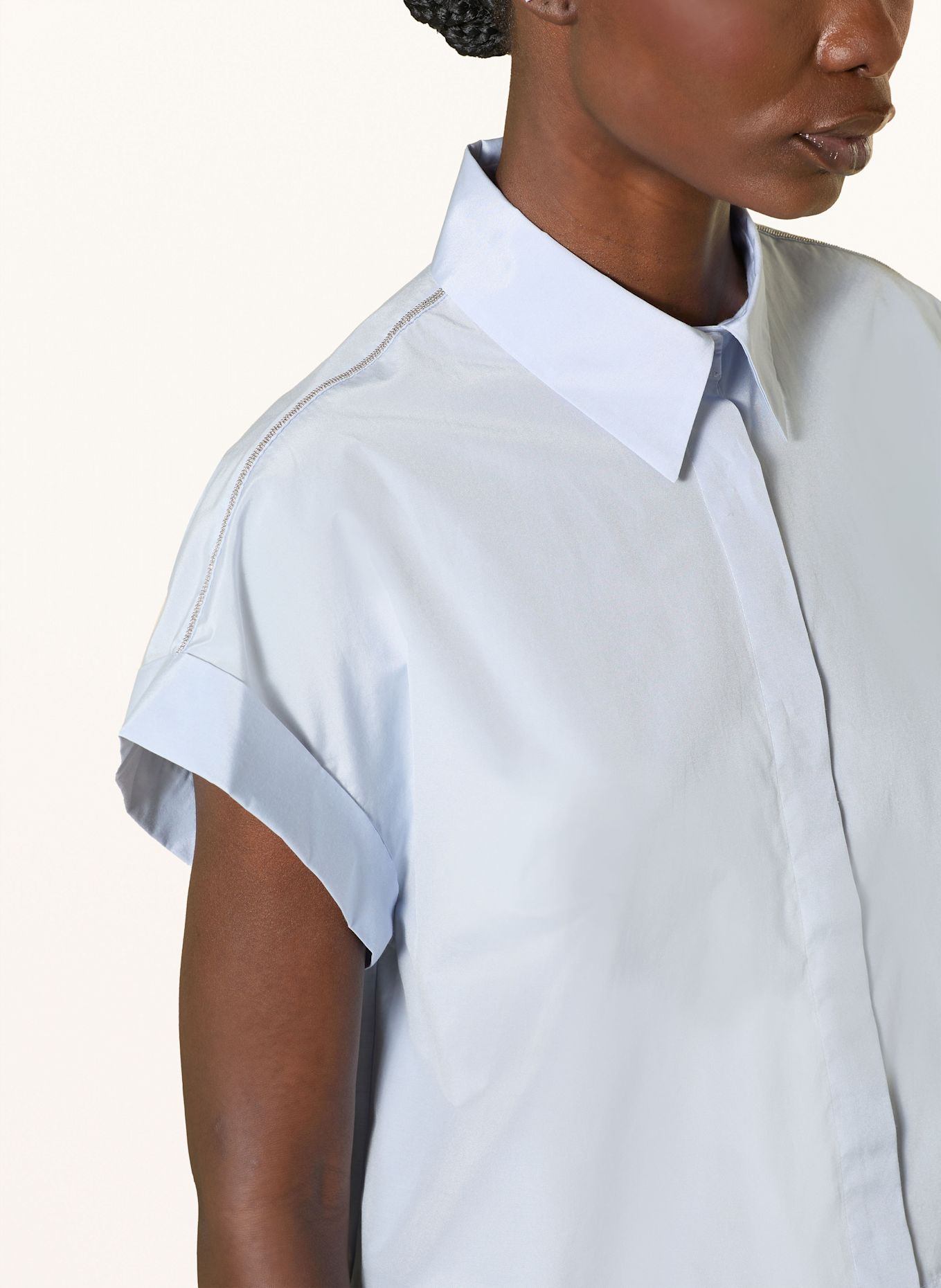 PESERICO Hemdbluse mit Schmucksteinen: HELLBLAU