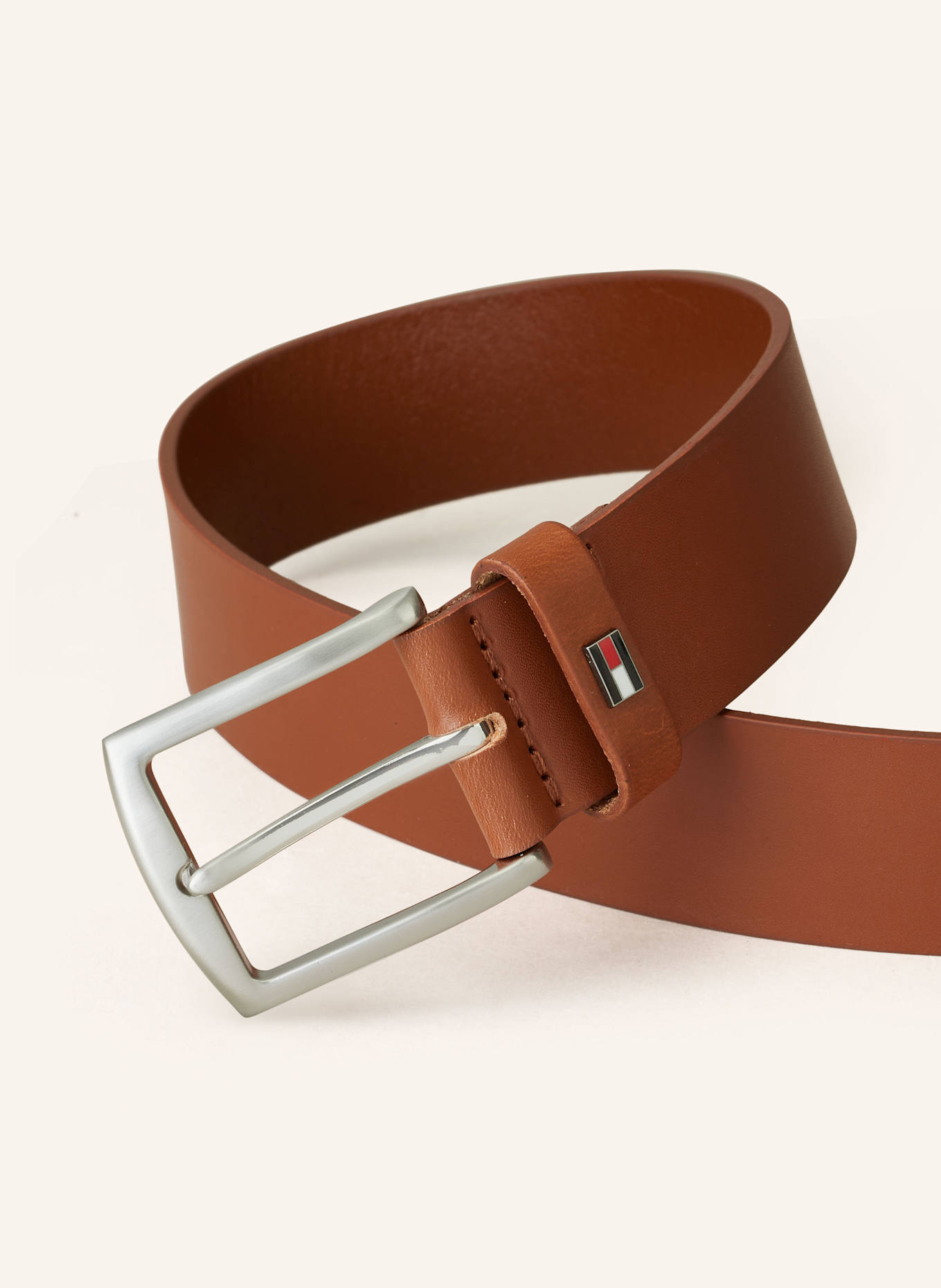 TOMMY HILFIGER Ceinture en cuir DENTON: COGNAC