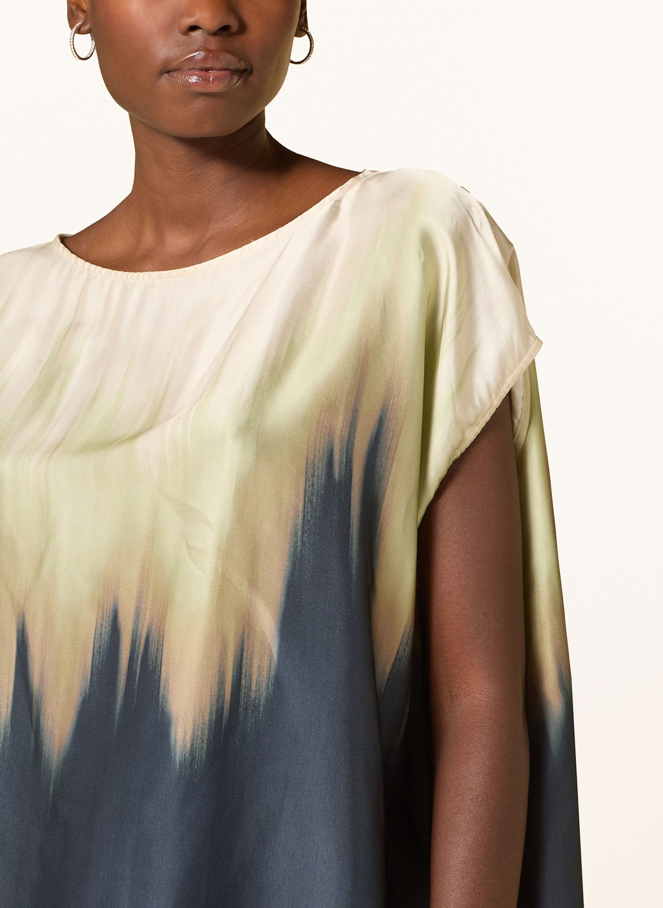 ottod'ame Blusenshirt RAO aus Satin: DUNKELBLAU/ HELLGRÜN/ BEIGE