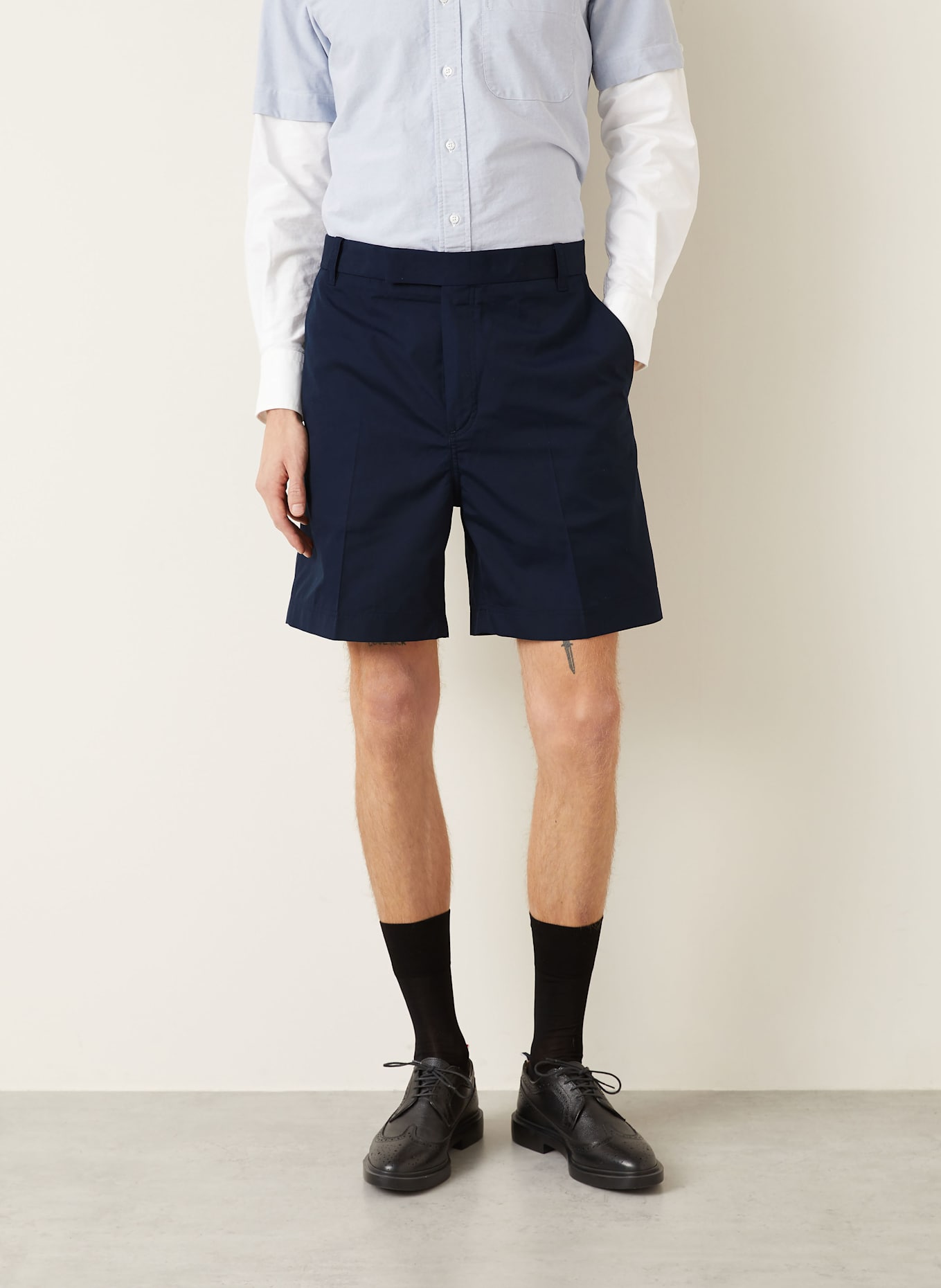 THOM BROWNE. Chinoshorts Extra Slim Fit: DUNKELBLAU