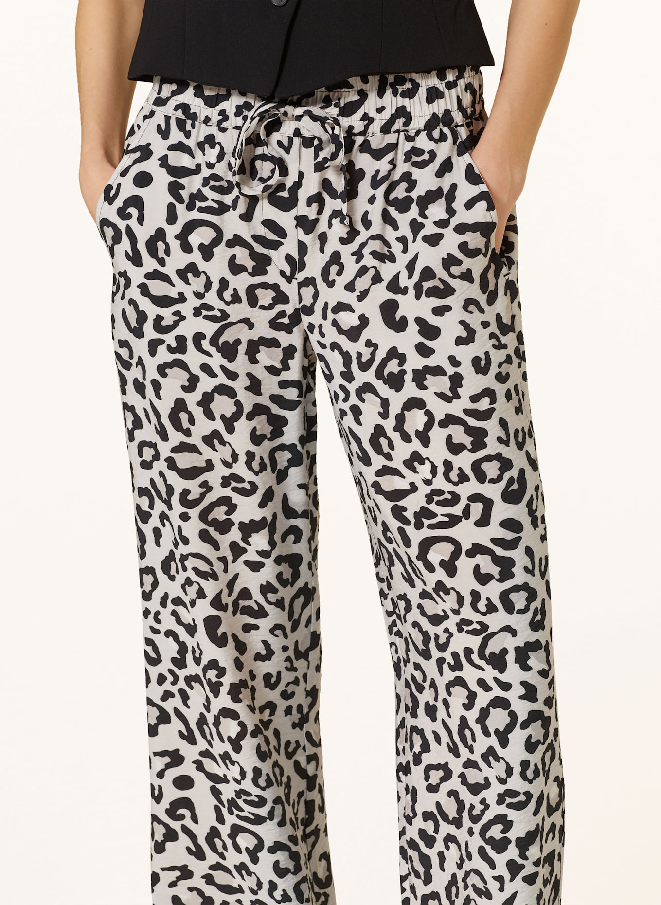 comma casual identity Marlenehose: HELLGRAU / SCHWARZ