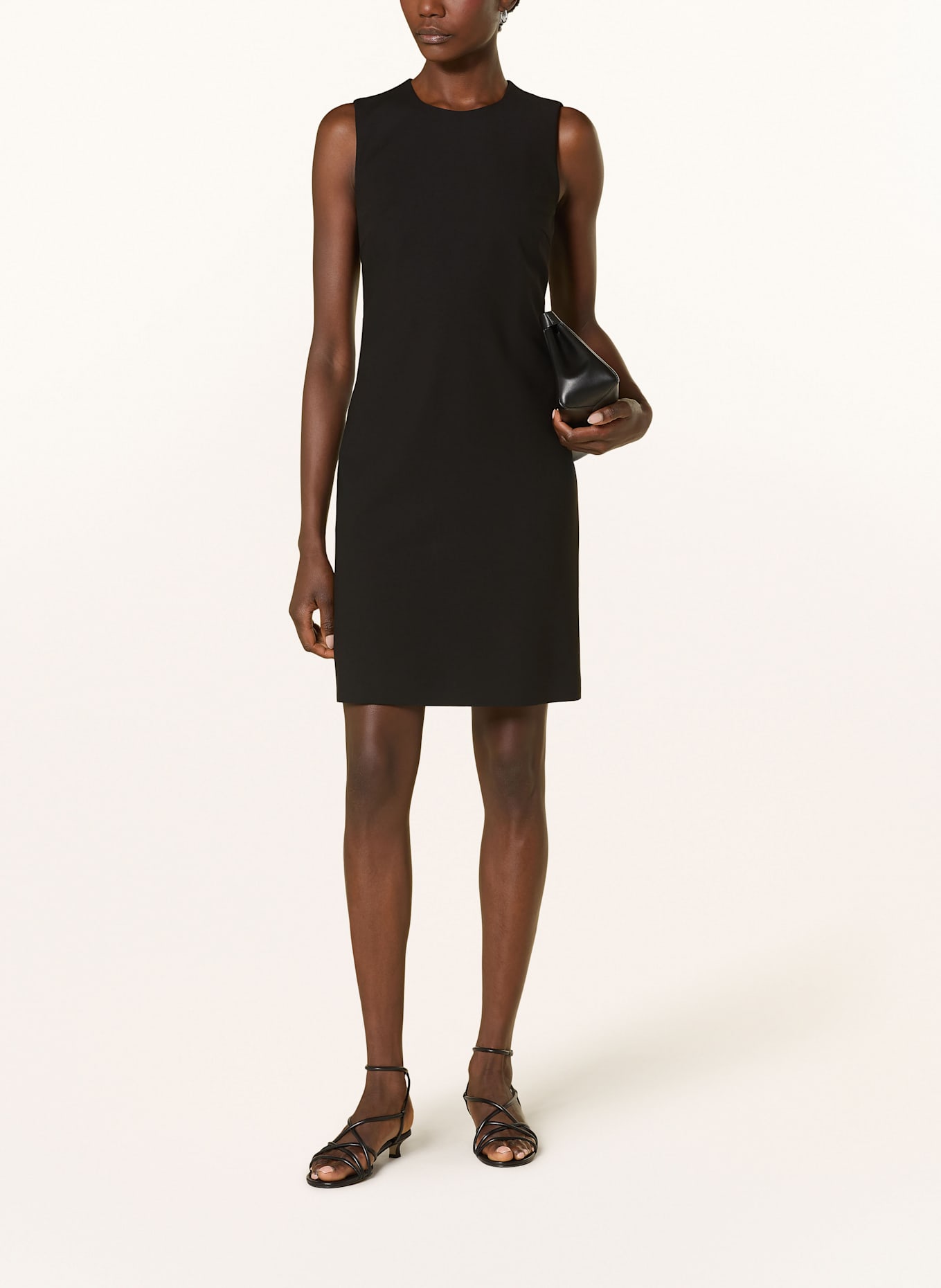 windsor. Kleid: SCHWARZ