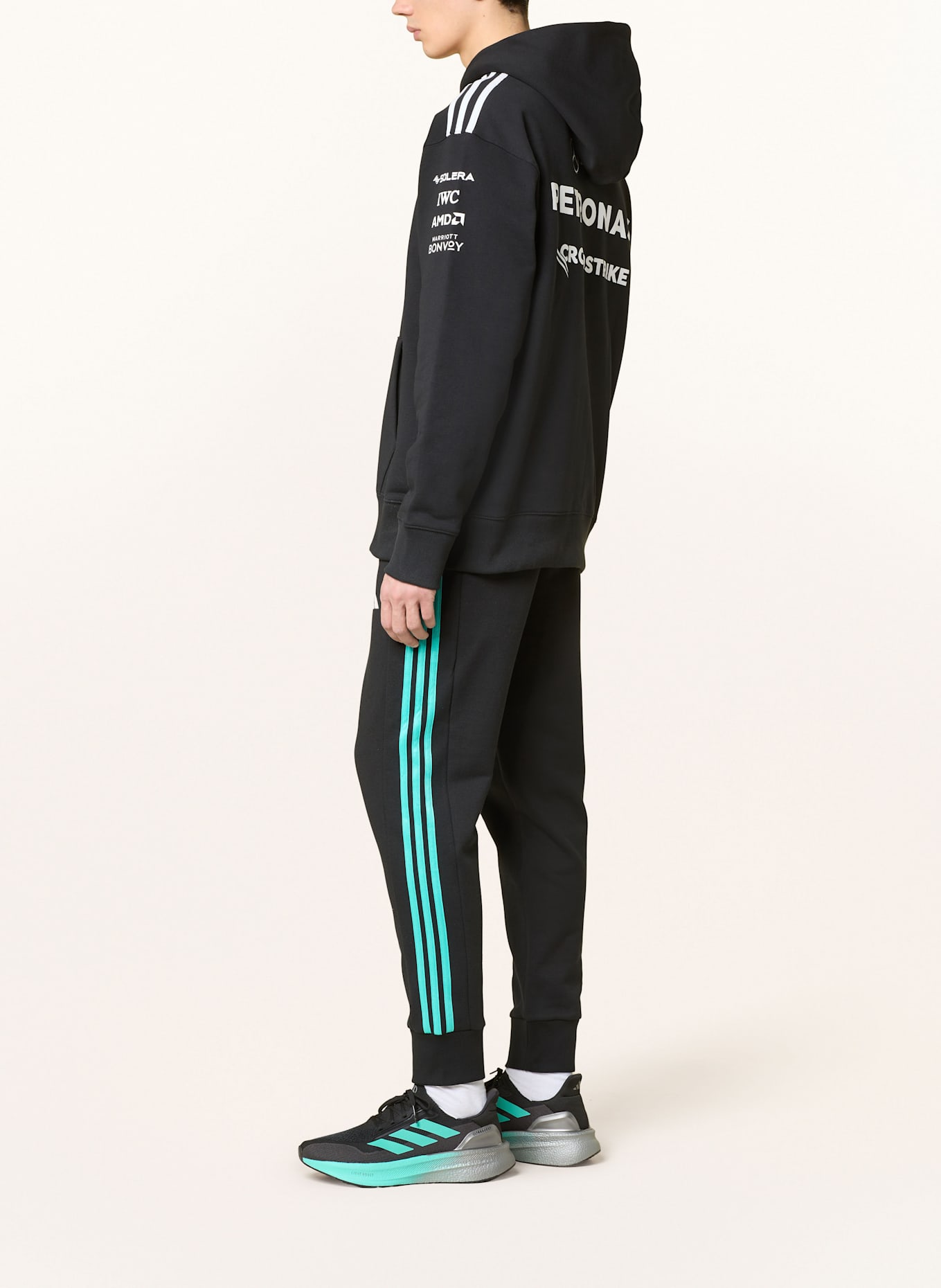 adidas Hoodie MERCEDES - AMG PETRONAS FORMULA ONE TEAM TEAM HOOD MEN: SCHWARZ/ WEISS