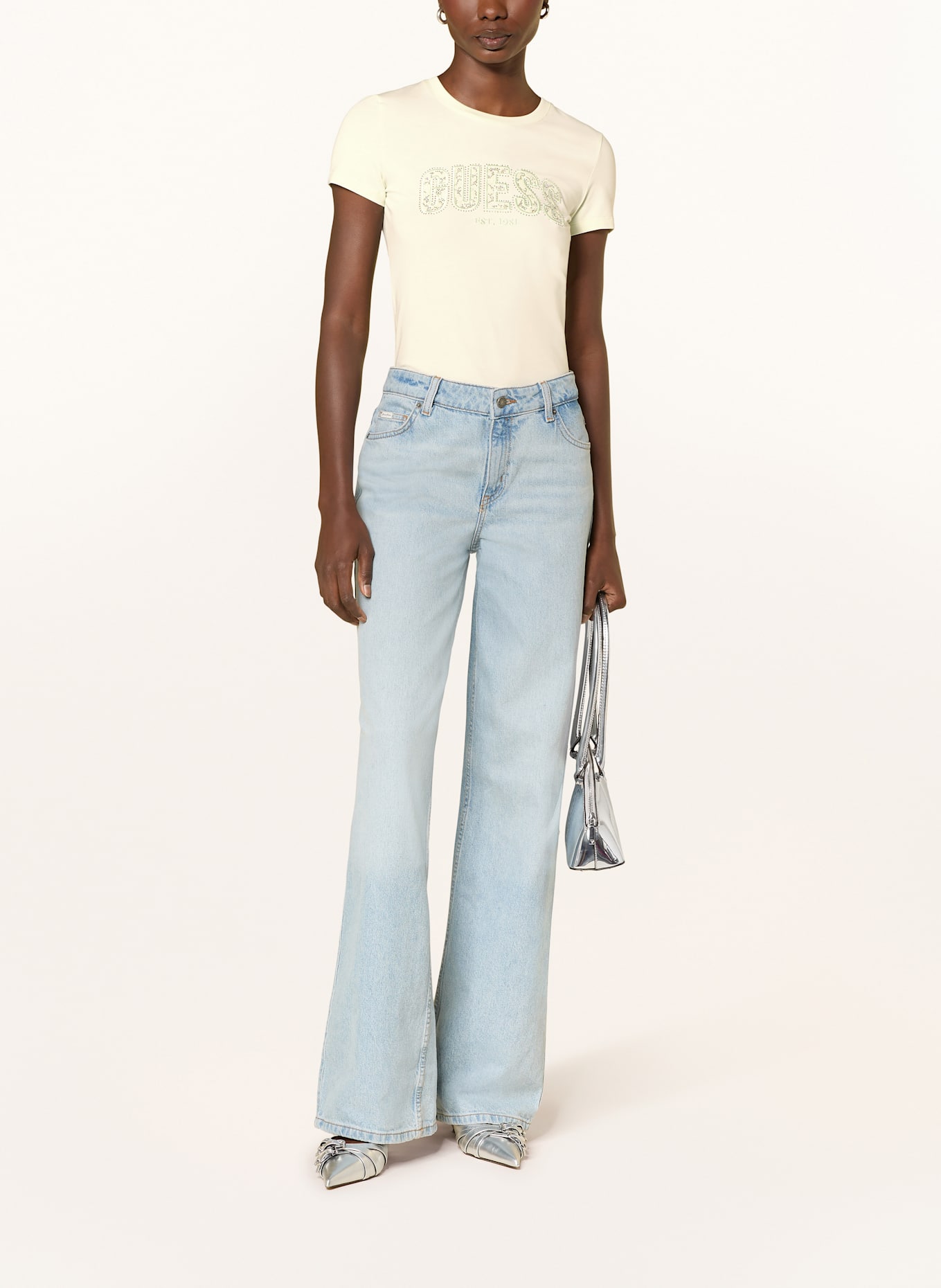 GUESS T-Shirt mit Schmucksteinen: HELLGELB