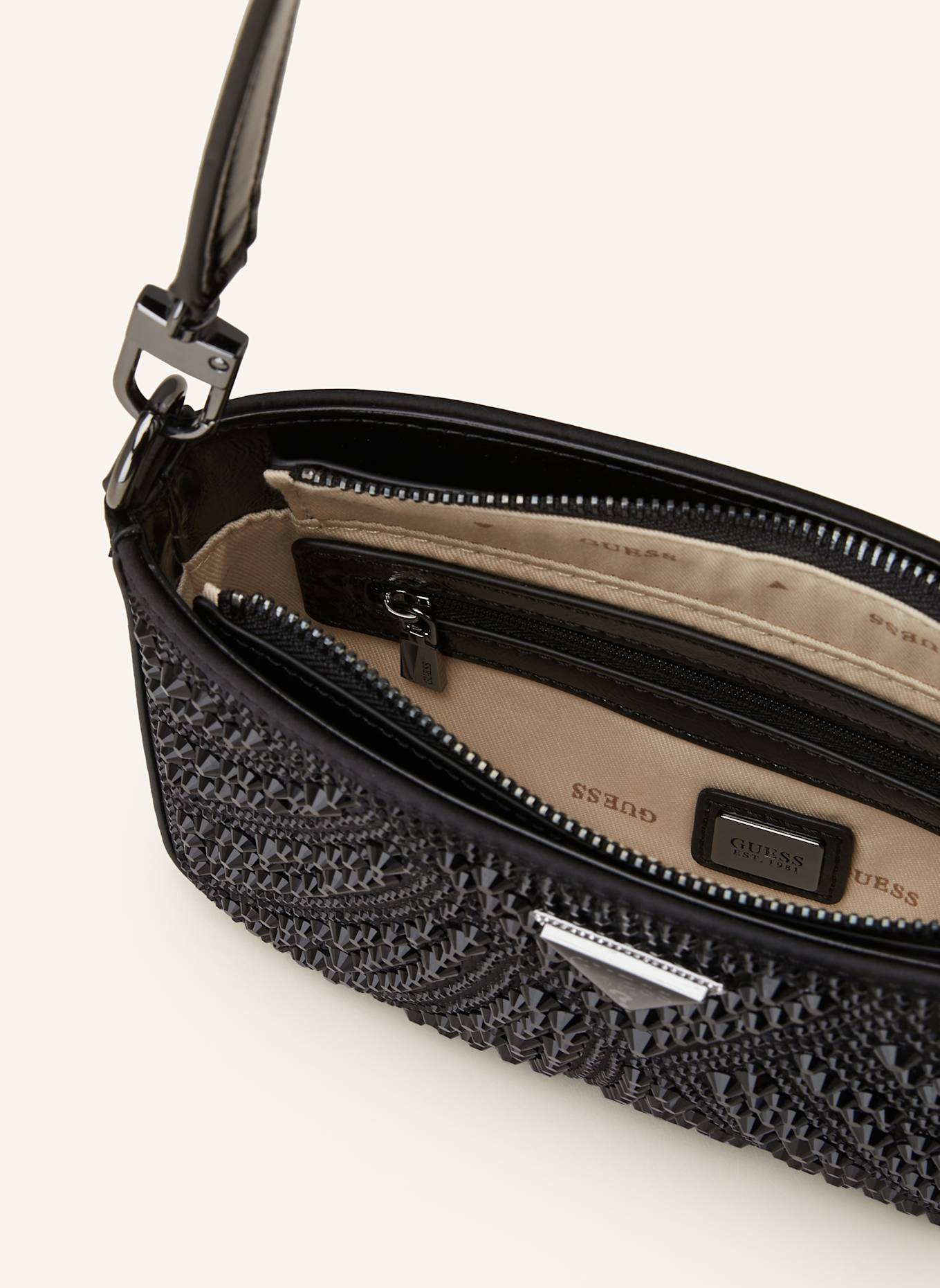 GUESS Handtasche BEAUVOIR MINI mit Schmucksteinen: SCHWARZ