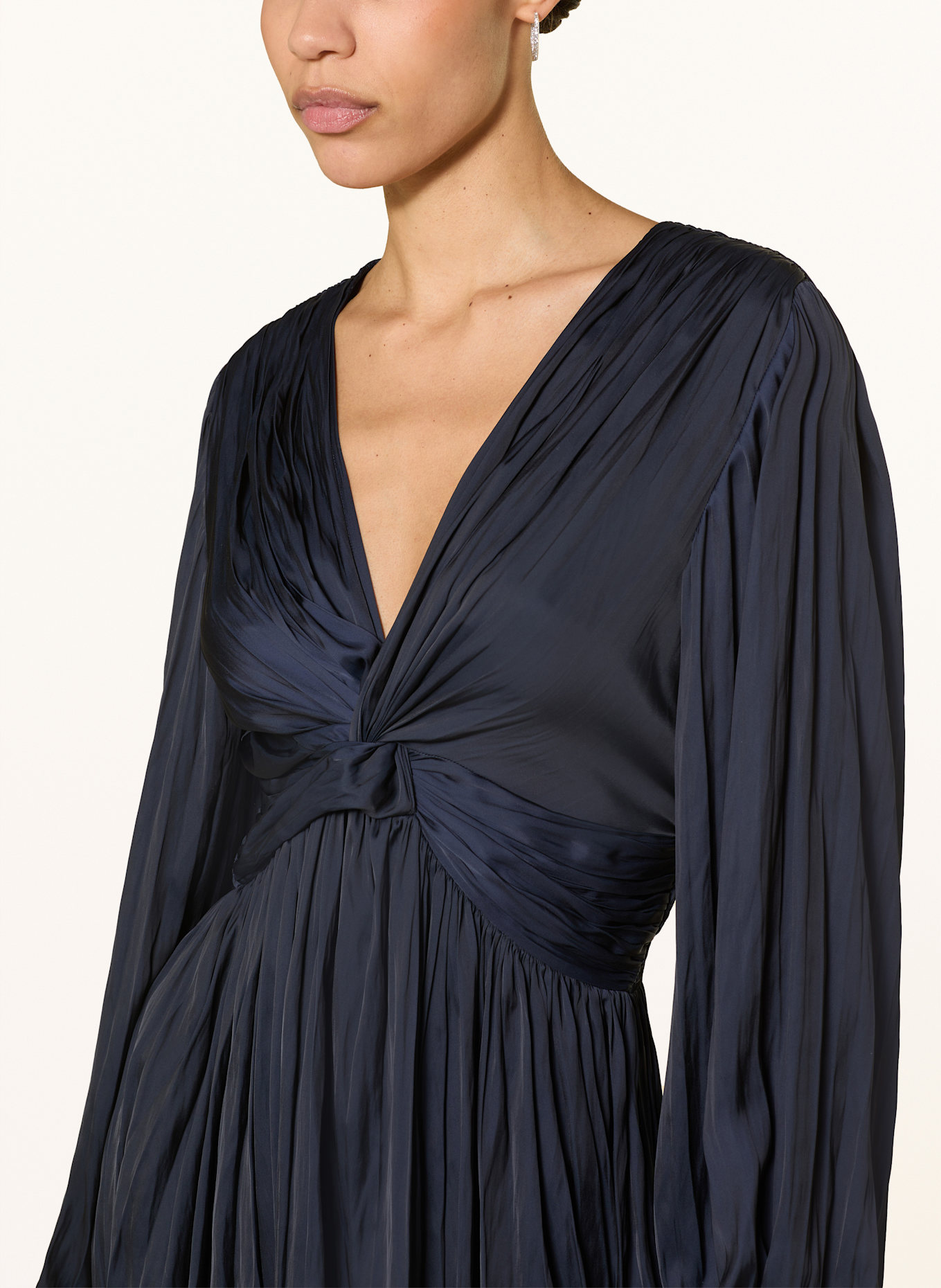 RIANI Plisseekleid: DUNKELBLAU