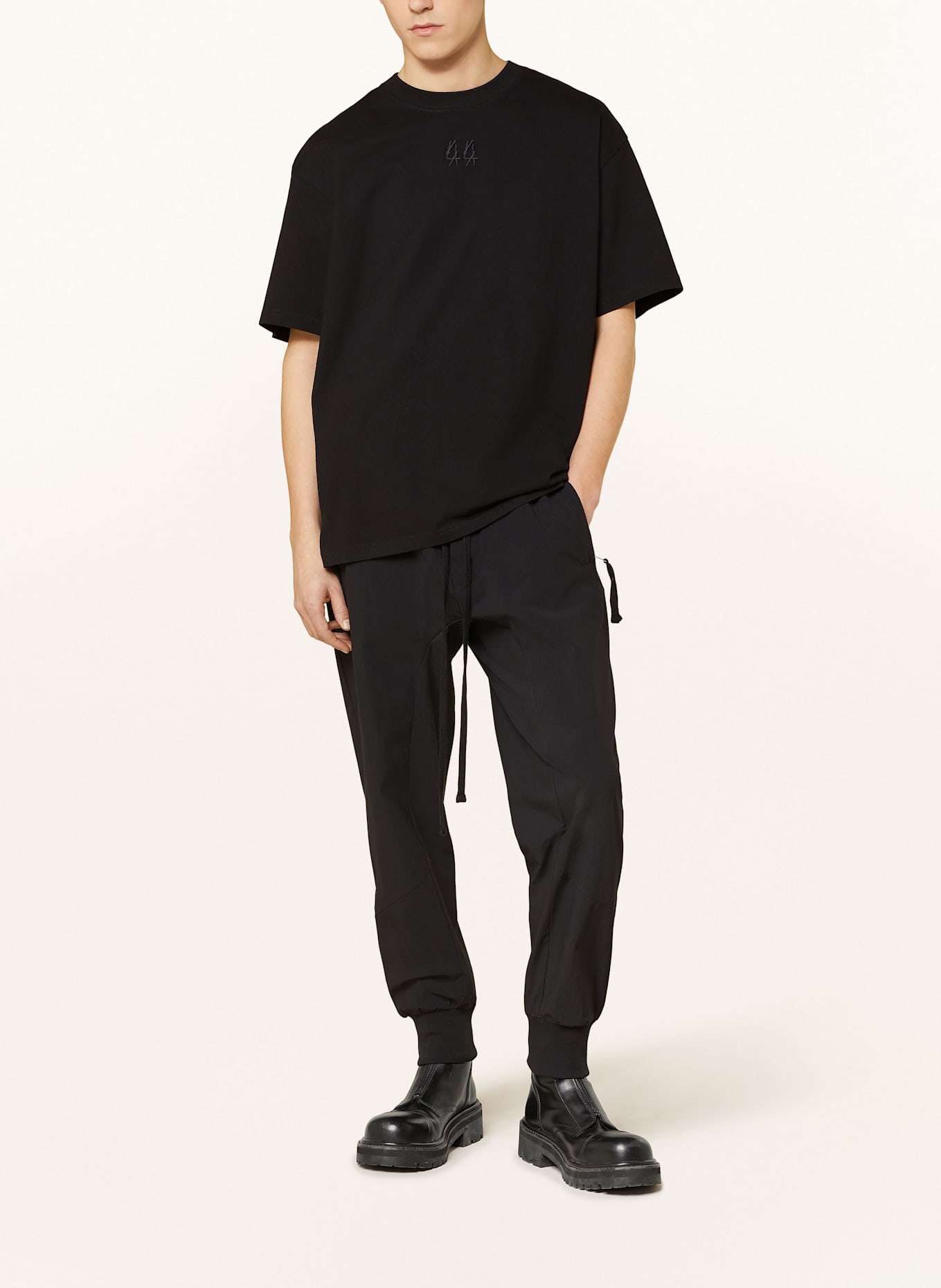 人気　入手困難　44 LABEL GROUP T-SHIRT Tシャツ　ブラック 44 LABEL GROUP ロゴ Tシャツ | ブラック | FARFETCH JP