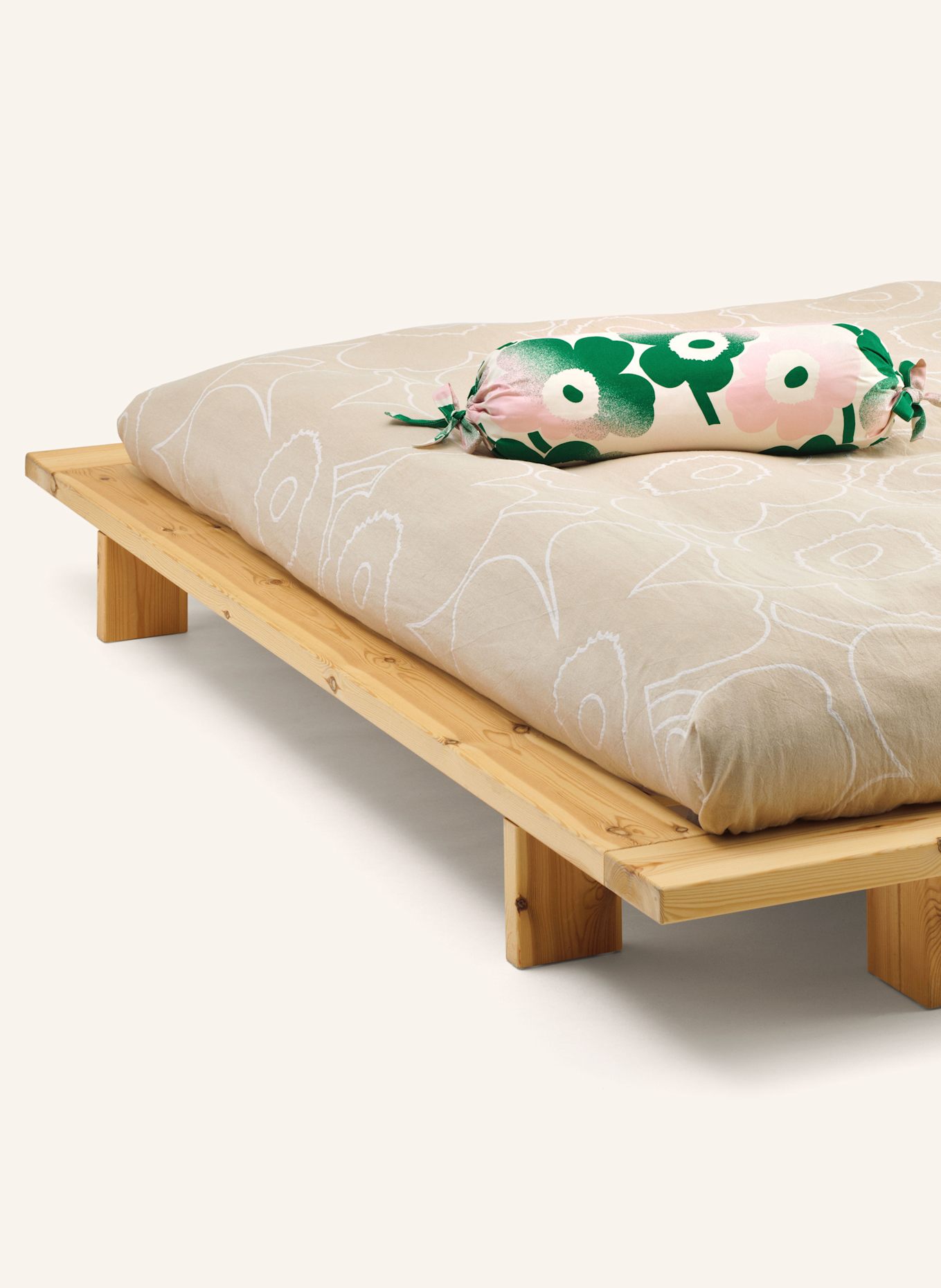 marimekko Narzuta na łóżko PIIRTO UNIKKO: KREMOWY / ECRU