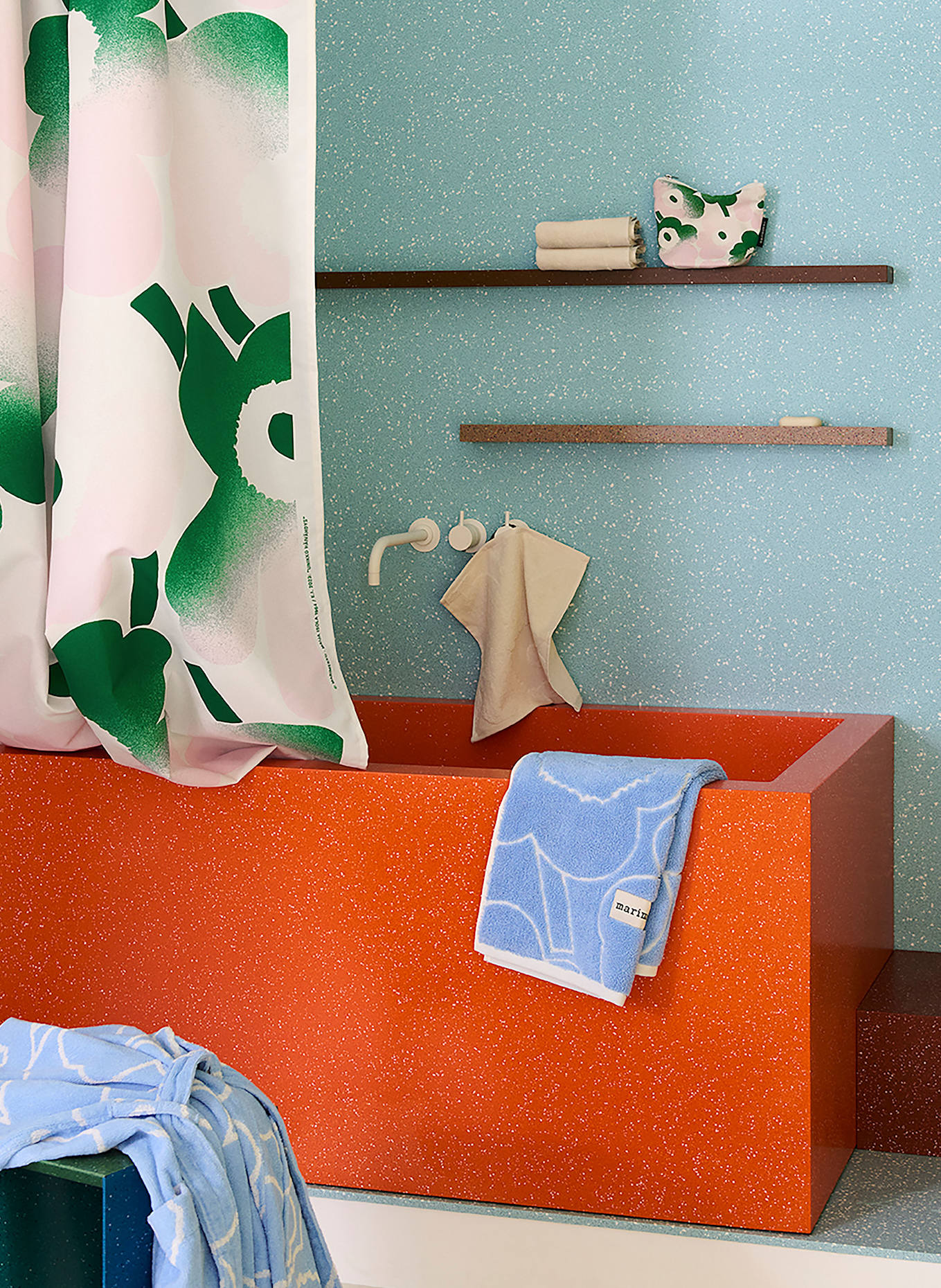 marimekko Duschvorhang UNIKKO HÄIVÄHDYS: ECRU / HELLROSA / GRÜN