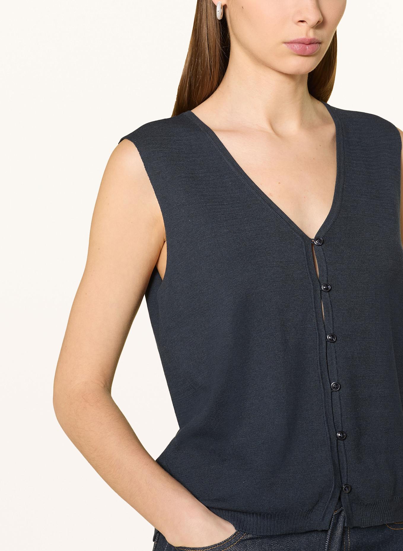 Part Two Strickweste: DUNKELBLAU